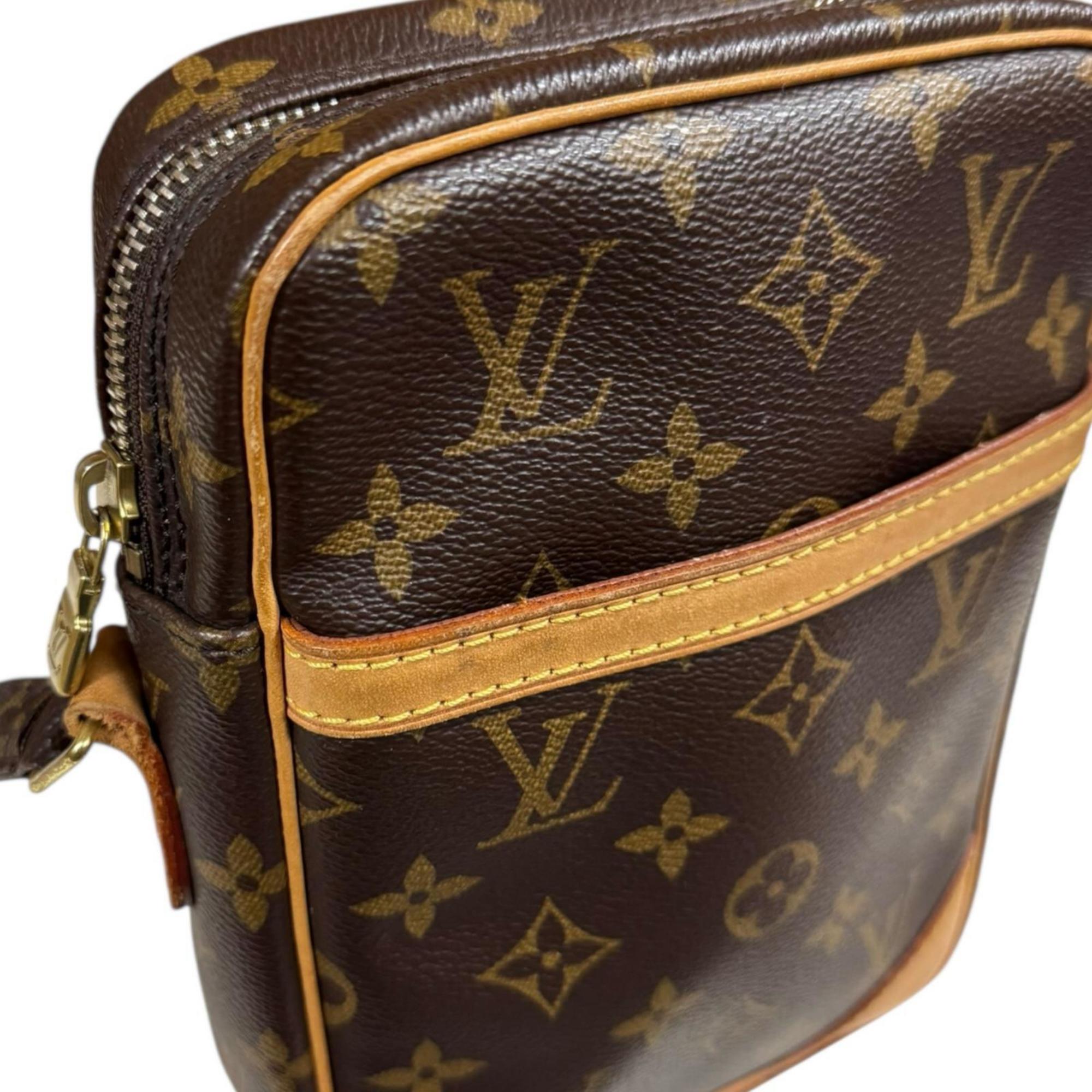 Louis Vuitton Brown Monogram Shoulder Bag (Pre-Owned)