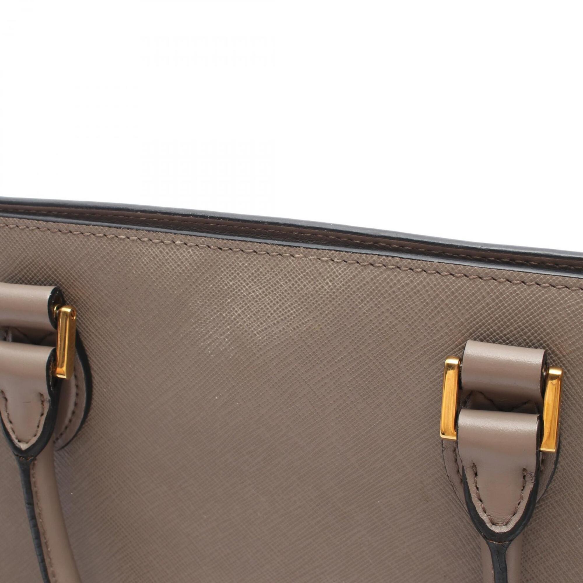 Prada Beige Leather Handbag (Pre-Owned)