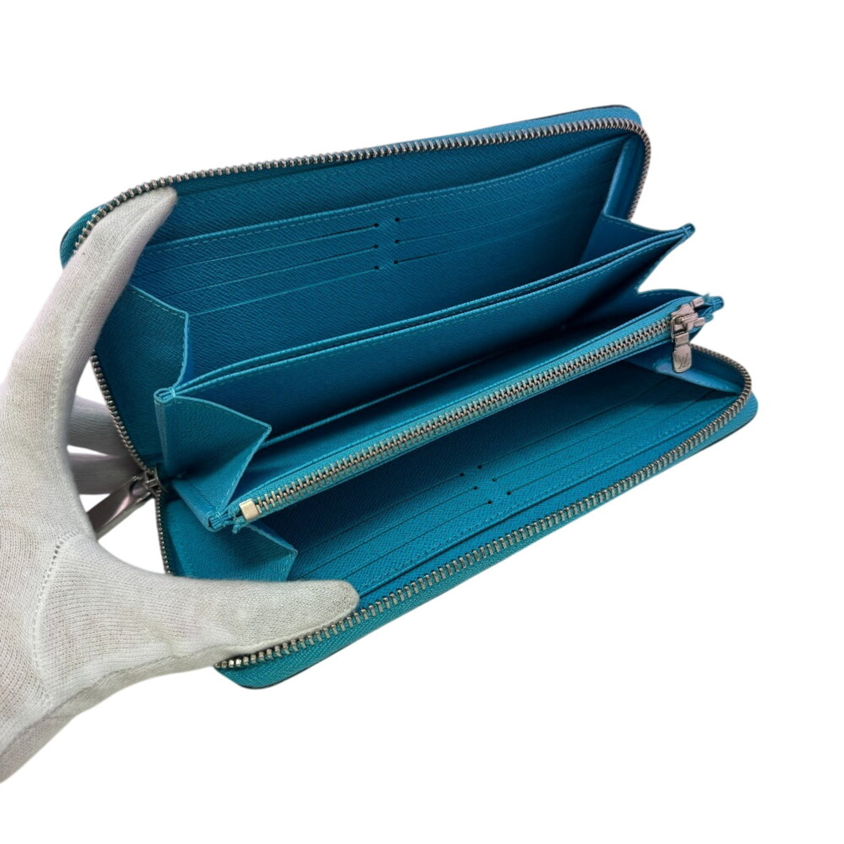 Louis Vuitton Turquoise Leather Long Wallet (Bi-Fold) (Pre-Owned)