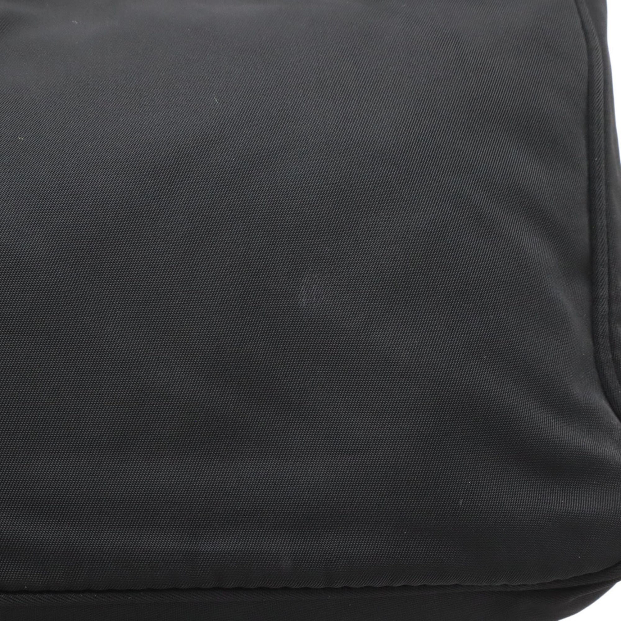 Prada Black Nero Nylon Handbag (Pre-Owned)
