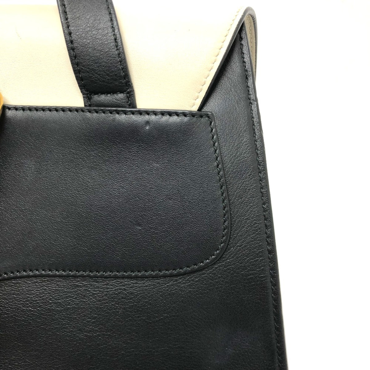 Gucci Black Leather Backpack (Pre-Owned)
