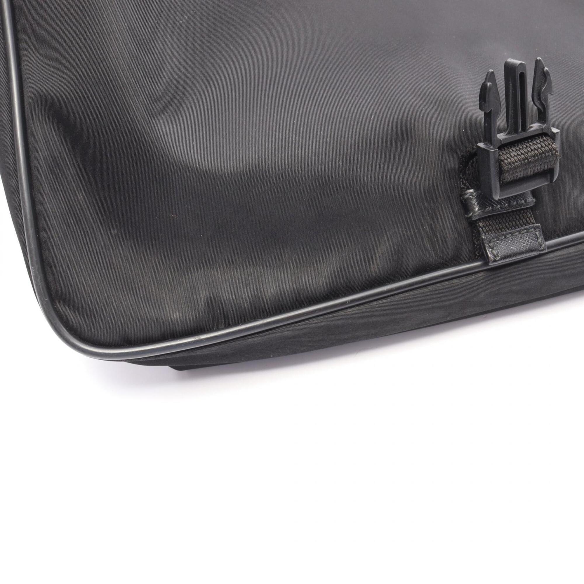 Prada Black Nylon Saffiano Triangle Messenger Bag Shoulder Bag (Pre-Owned)