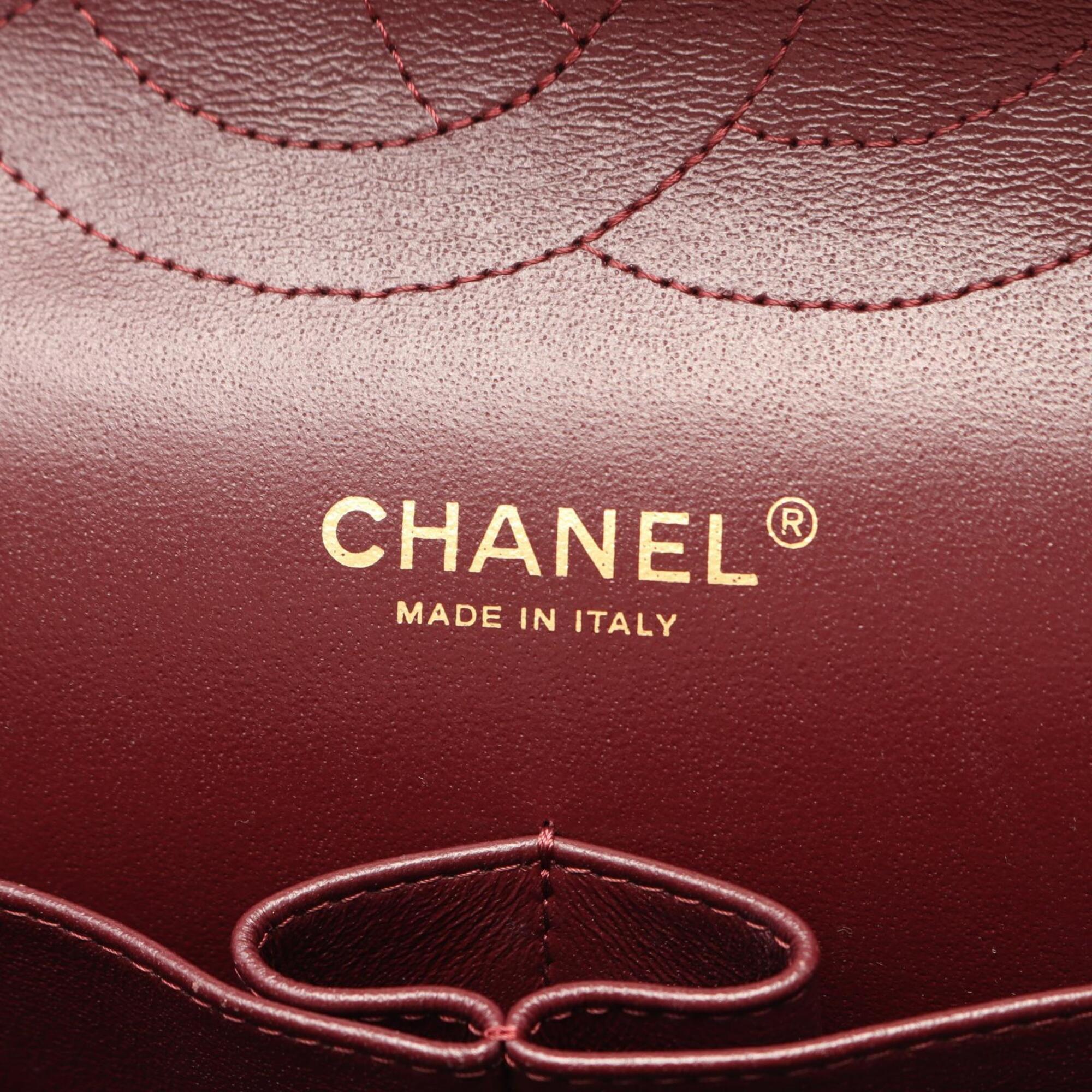 Chanel Black Leather Handbag Shoulder Bag (Pre-Owned)
