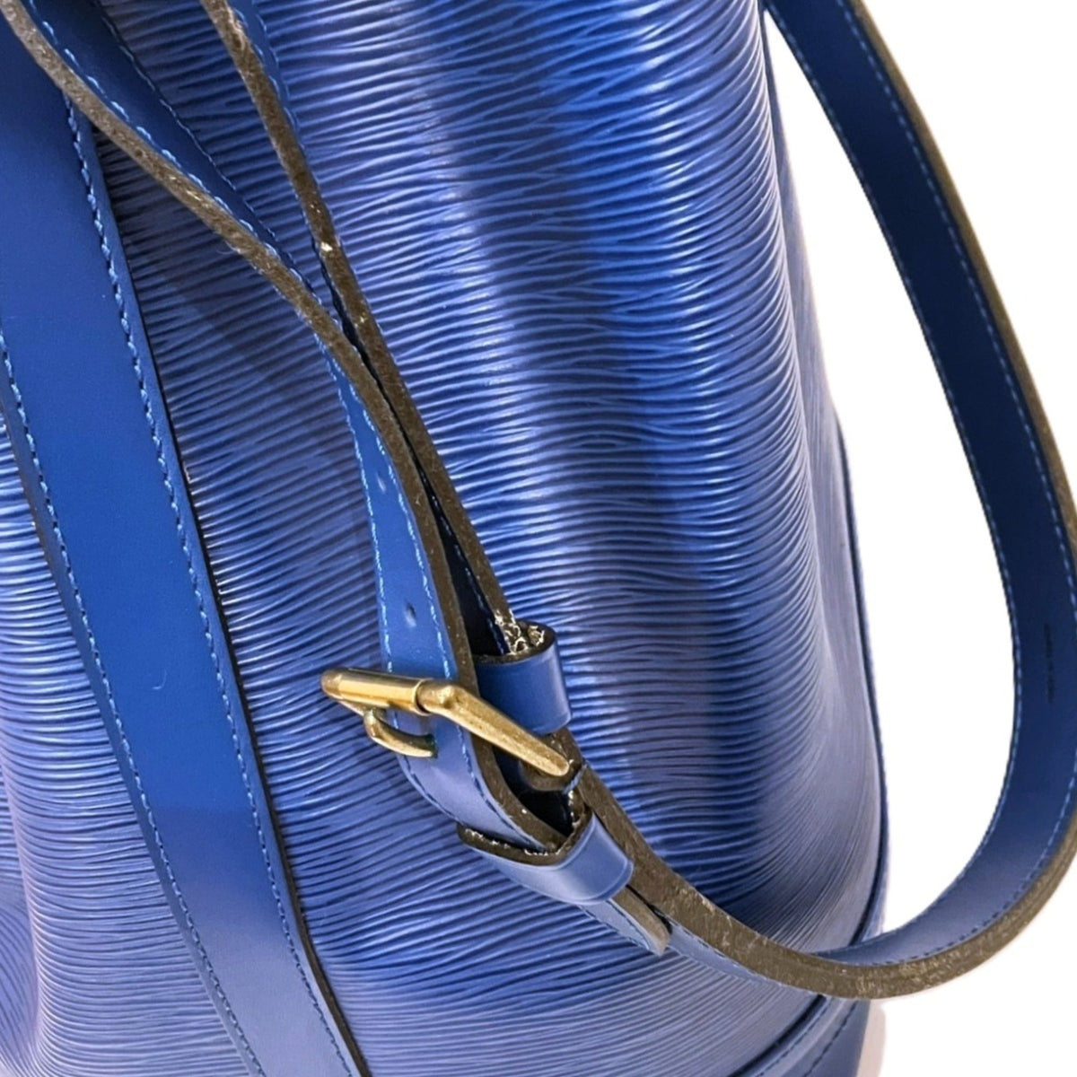 Louis Vuitton Blue Epi Leather Shoulder Bag (Pre-Owned)