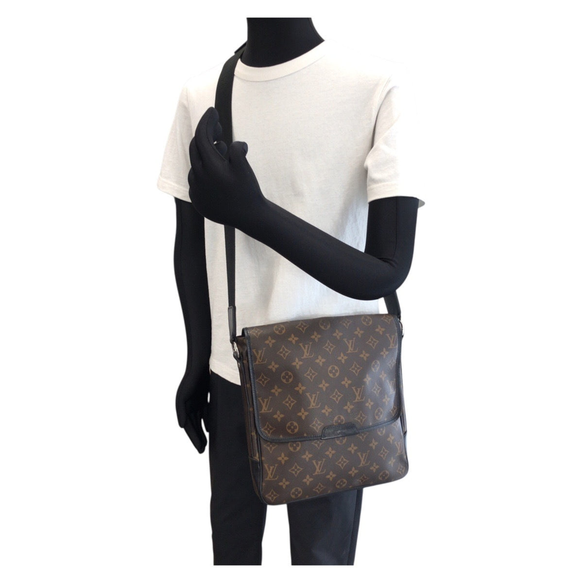 Louis Vuitton Brown Dark Brown Monogram Macassar Pvc Messenger Bag Shoulder Bag (Pre-Owned)
