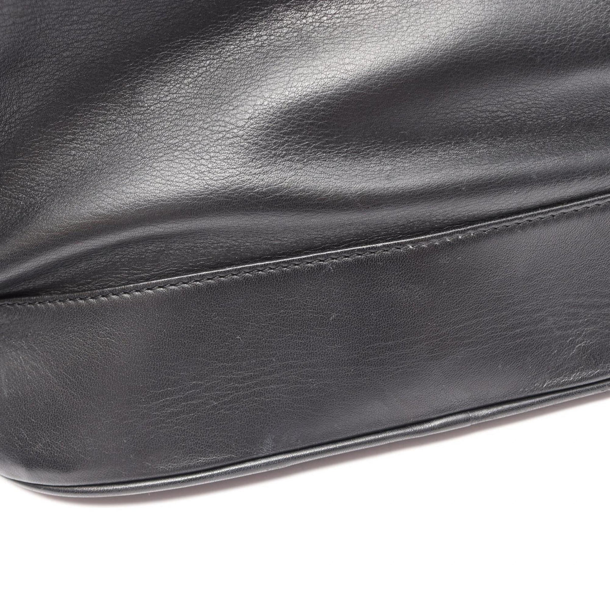 Loewe Black Leather Handbag (Pre-Owned)