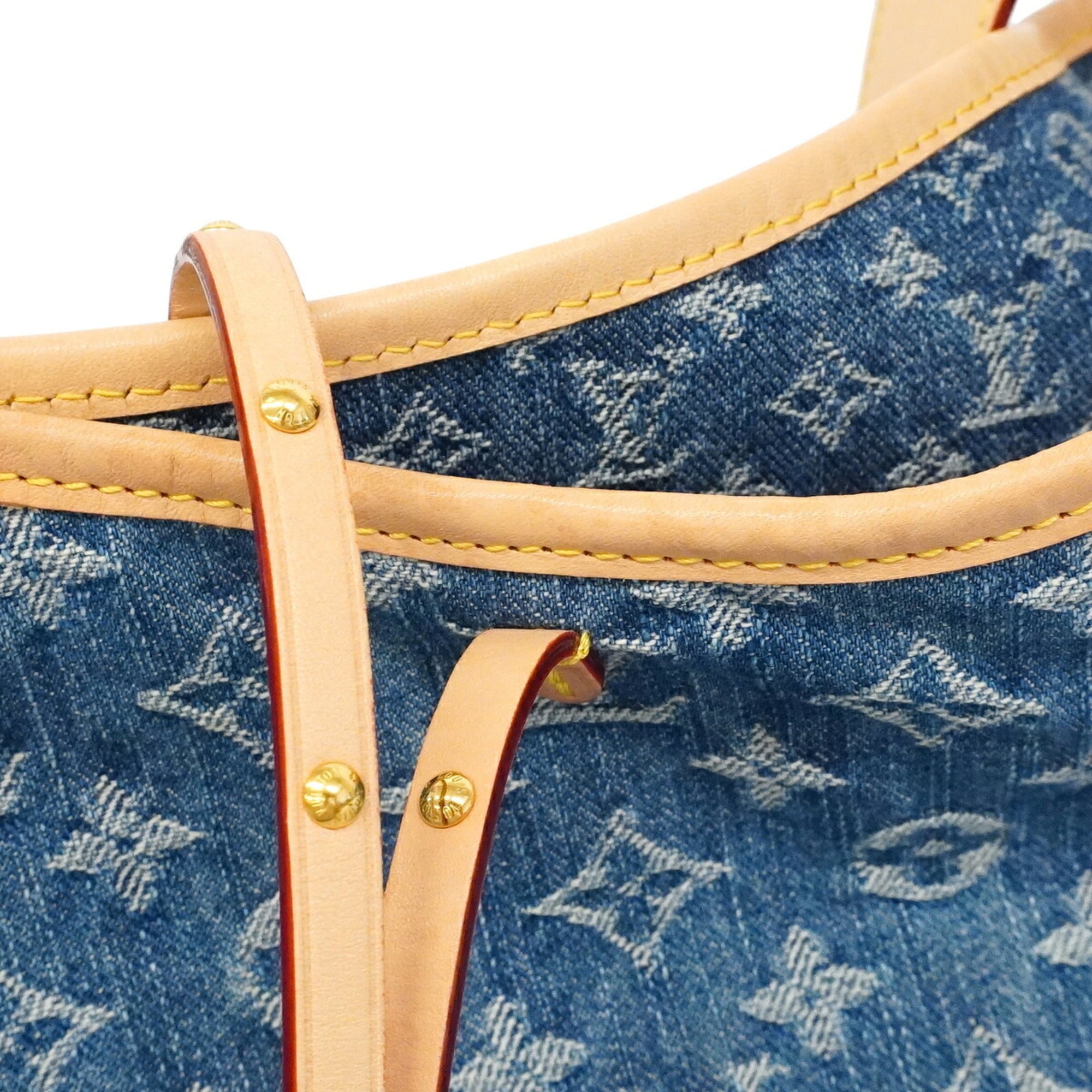 Louis Vuitton Blue Shoulder Bag (Pre-Owned)