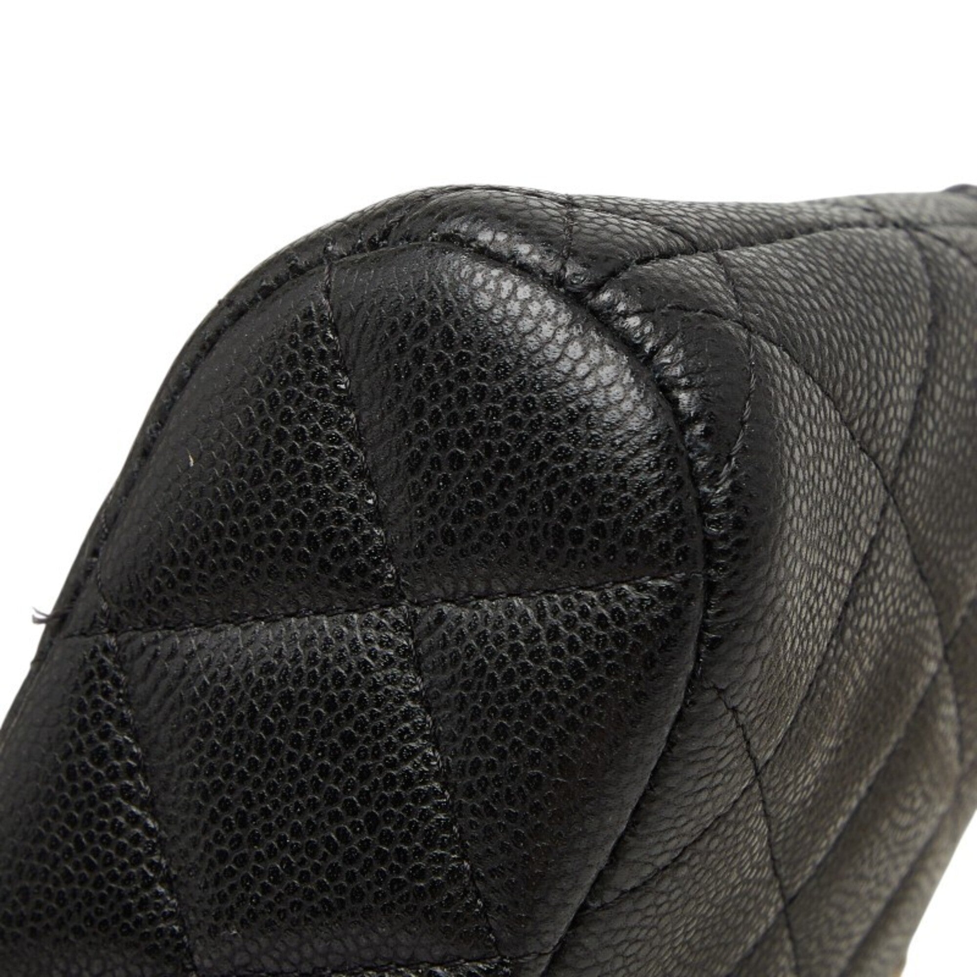 Chanel Black Grained Calfskin Pochette Shoulder Bag (Pre-Owned)