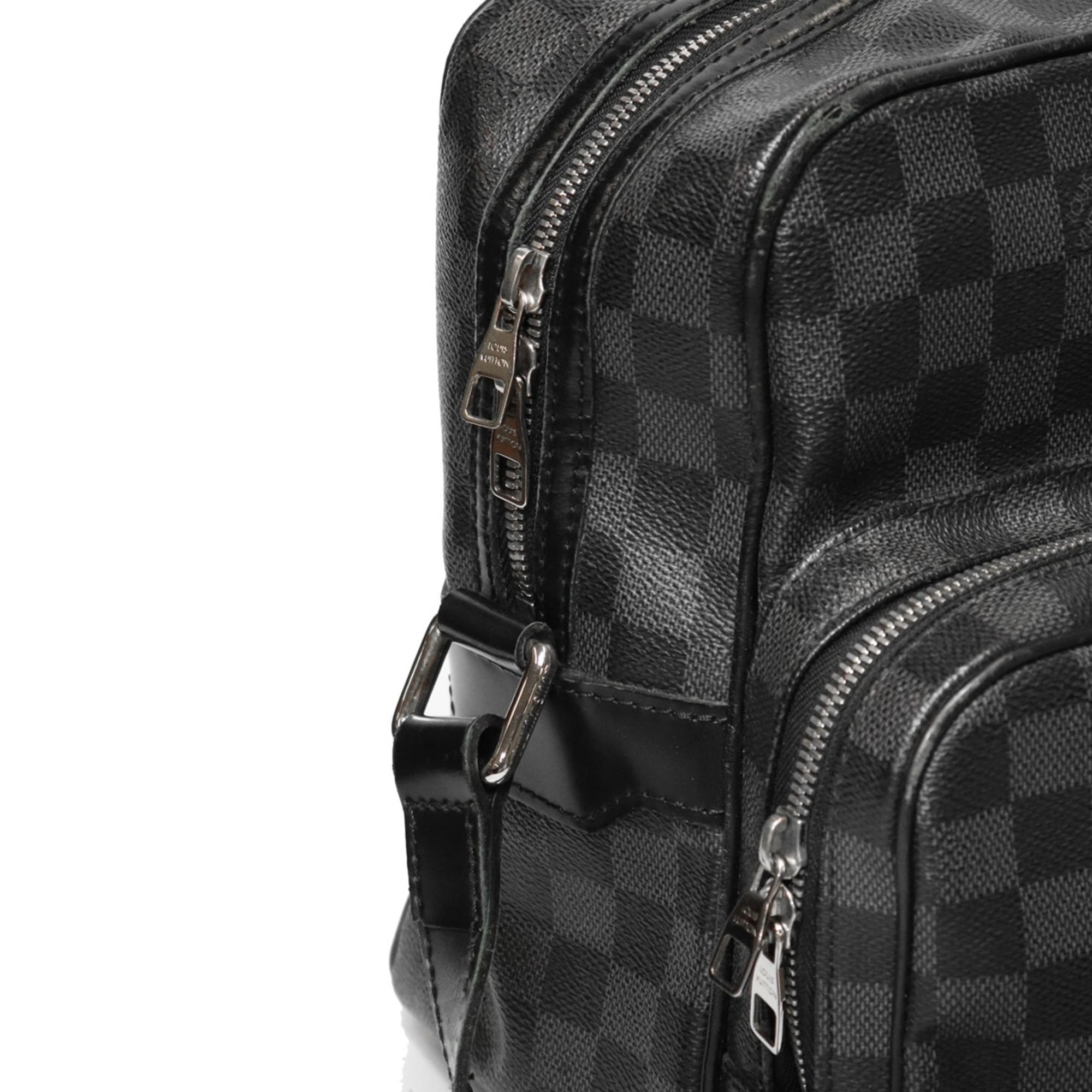 Louis Vuitton Black Damier Graphite Shoulder Bag (Pre-Owned)
