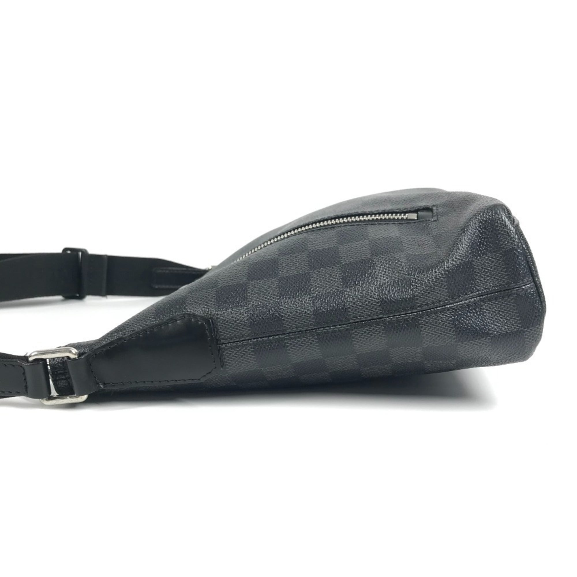 Louis Vuitton Damier Graphite Black Damier Graphite Shoulder Bag (Pre-Owned)