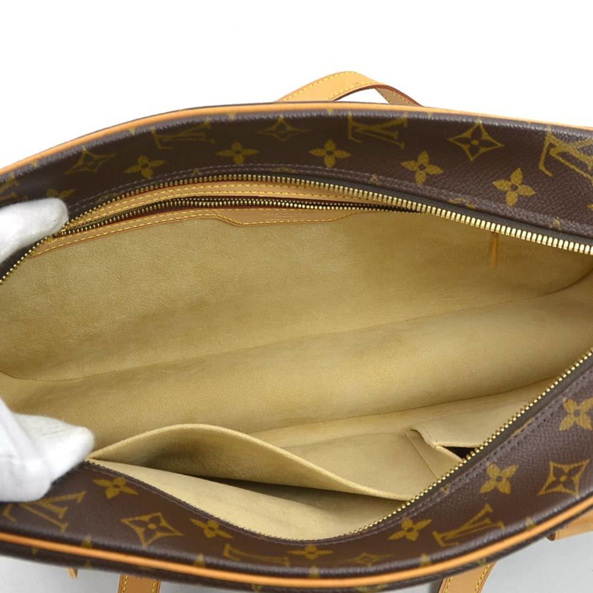 Louis Vuitton Brown Monogram Monogram Shoulder Bag (Pre-Owned)