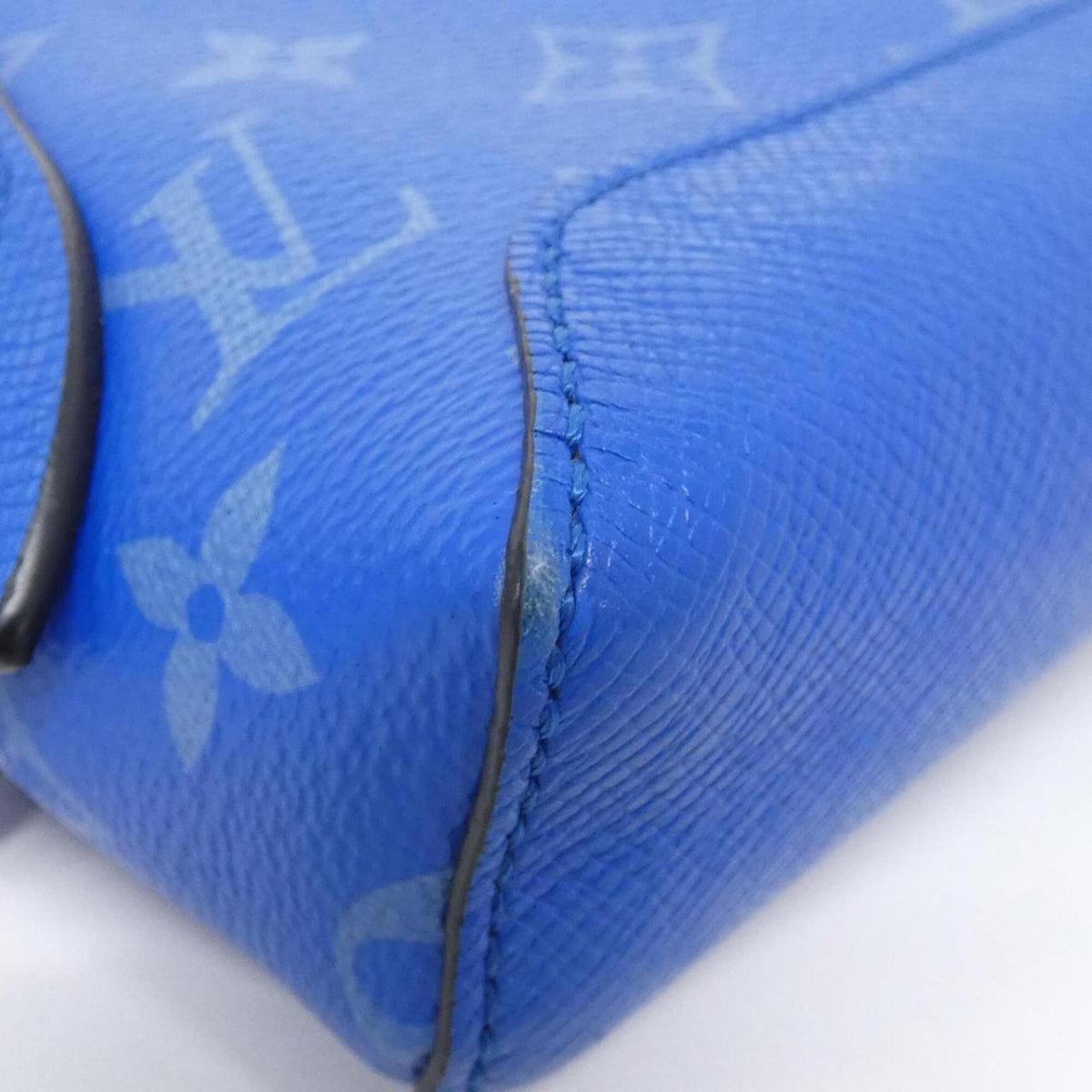 Louis Vuitton Blue Coated Canvas Leather Shoulder Bag (Pre-Owned)