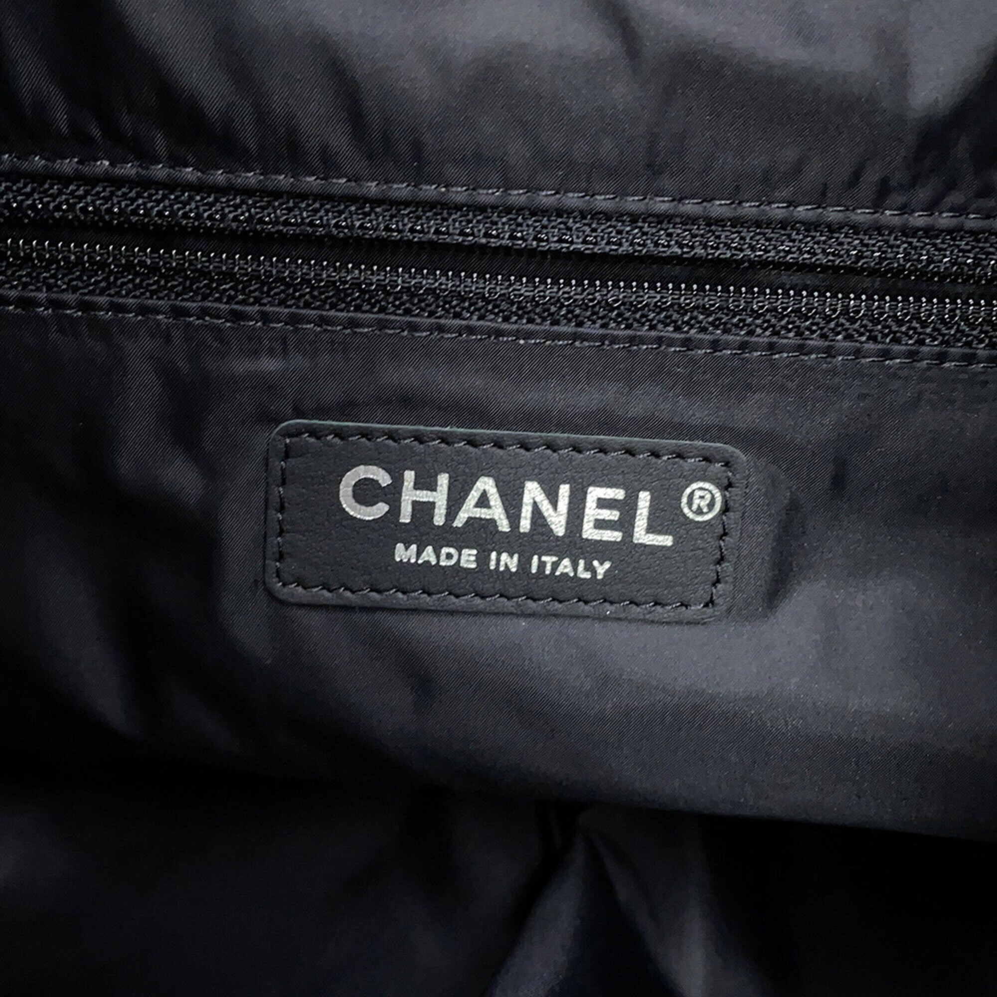 Chanel Black Ivory Nylon Leather Tote Bag (Pre-Owned)