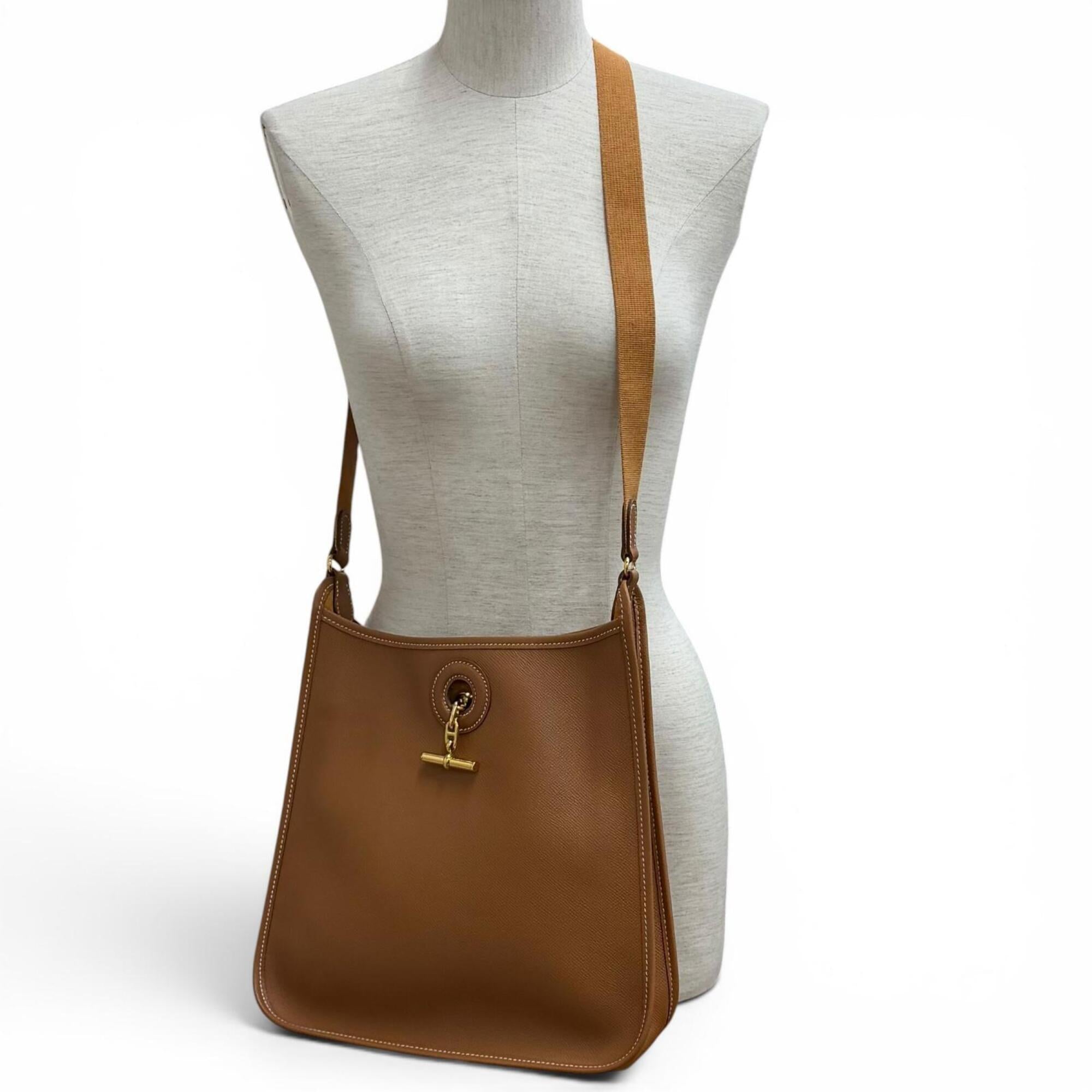 Hermes Gold Courchevel Leather Shoulder Bag (Pre-Owned)