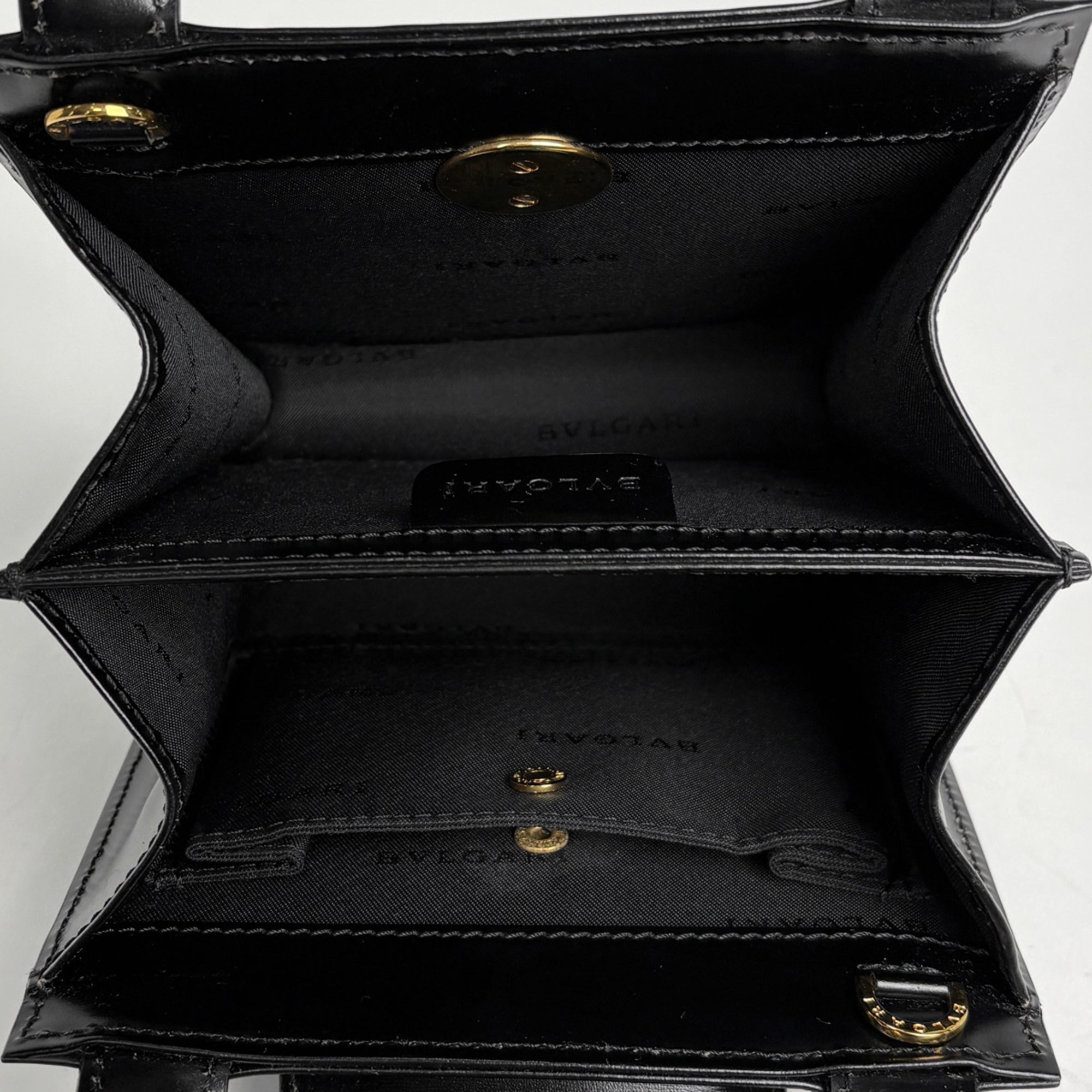 Bvlgari Bvlgari Bvlgari Black Leather Handbag Shoulder Bag (Pre-Owned)