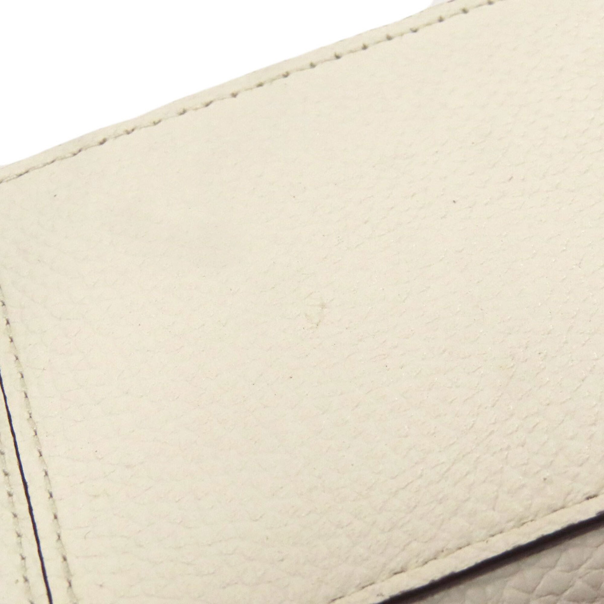 Coach White Leather Shoulder Bag (Pre-Owned)