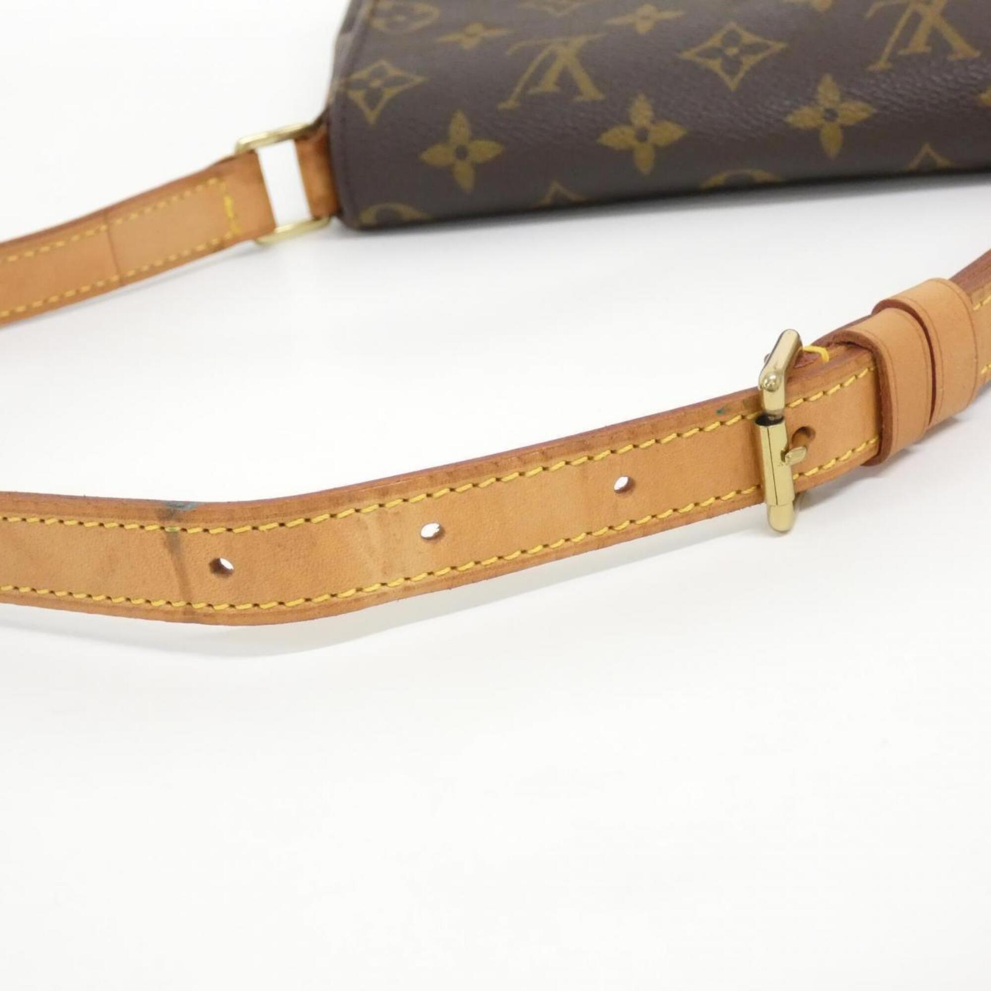 Louis Vuitton Marron Coated Canvas Shoulder Bag (Pre-Owned)