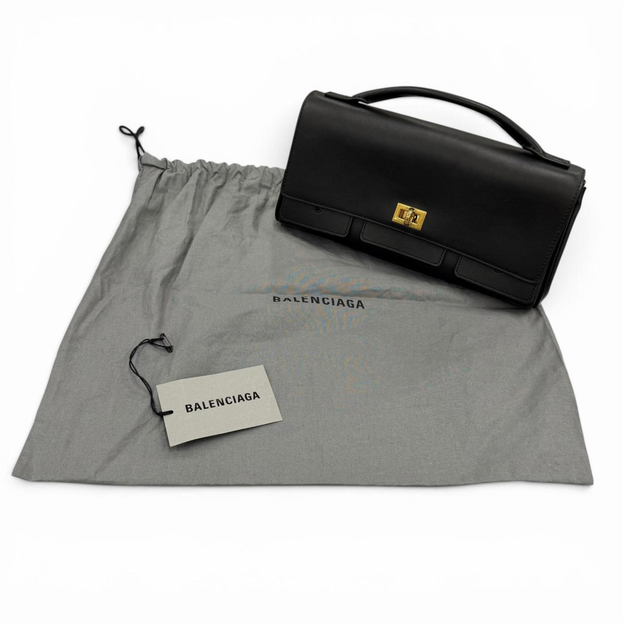 Balenciaga Black Leather Shoulder Bag (Pre-Owned)