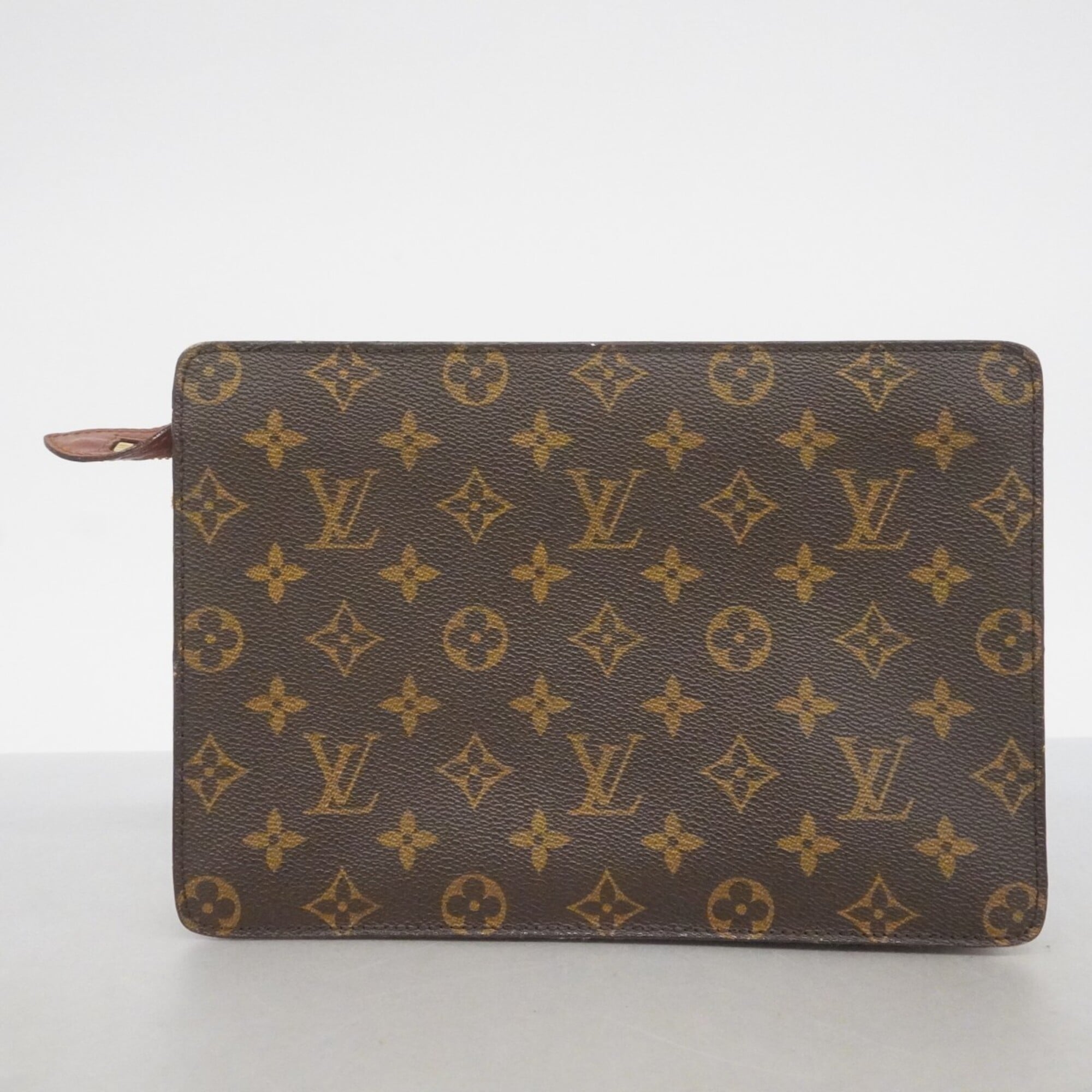 Louis Vuitton Brown Clutch Bag (Pre-Owned)