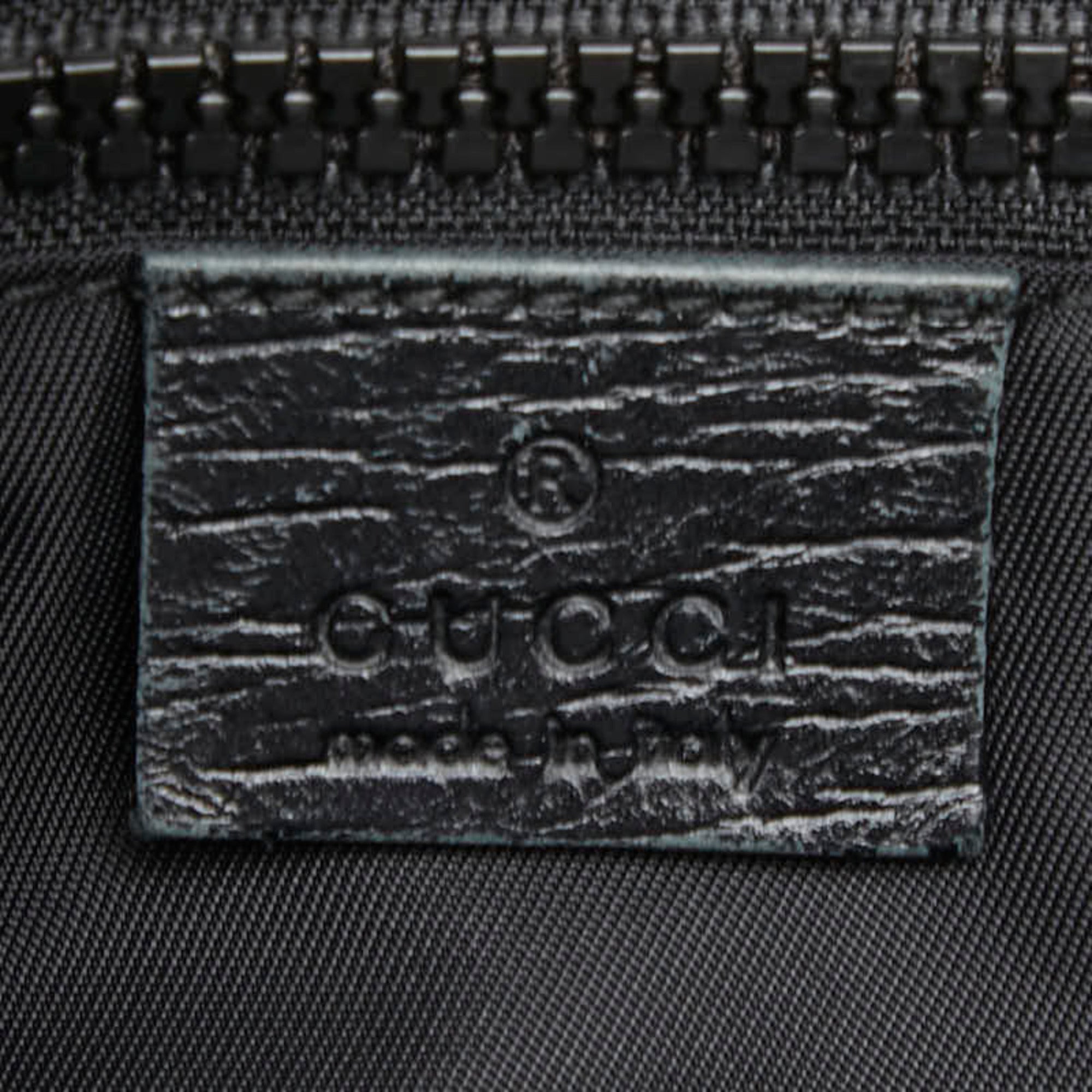 Gucci Black Gray Gg Supreme Shoulder Bag (Pre-Owned)