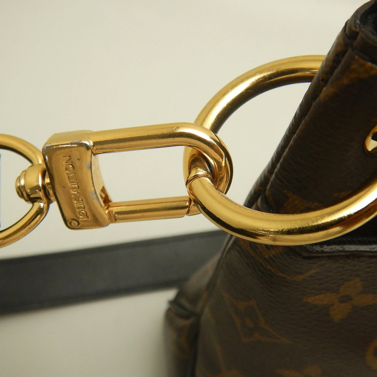 Louis Vuitton Monogram Brown Monogram Shoulder Bag (Pre-Owned)