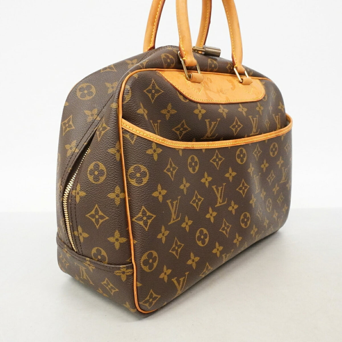Louis Vuitton Brown Handbag (Pre-Owned)
