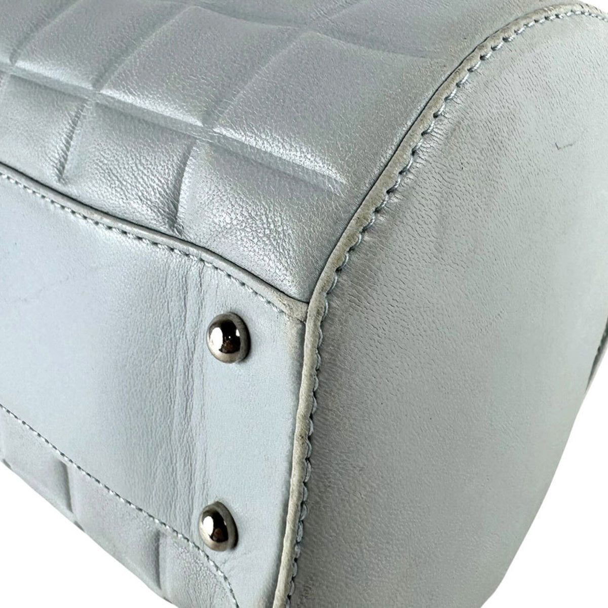 Chanel Light Blue Leather Shoulder Bag (Pre-Owned)