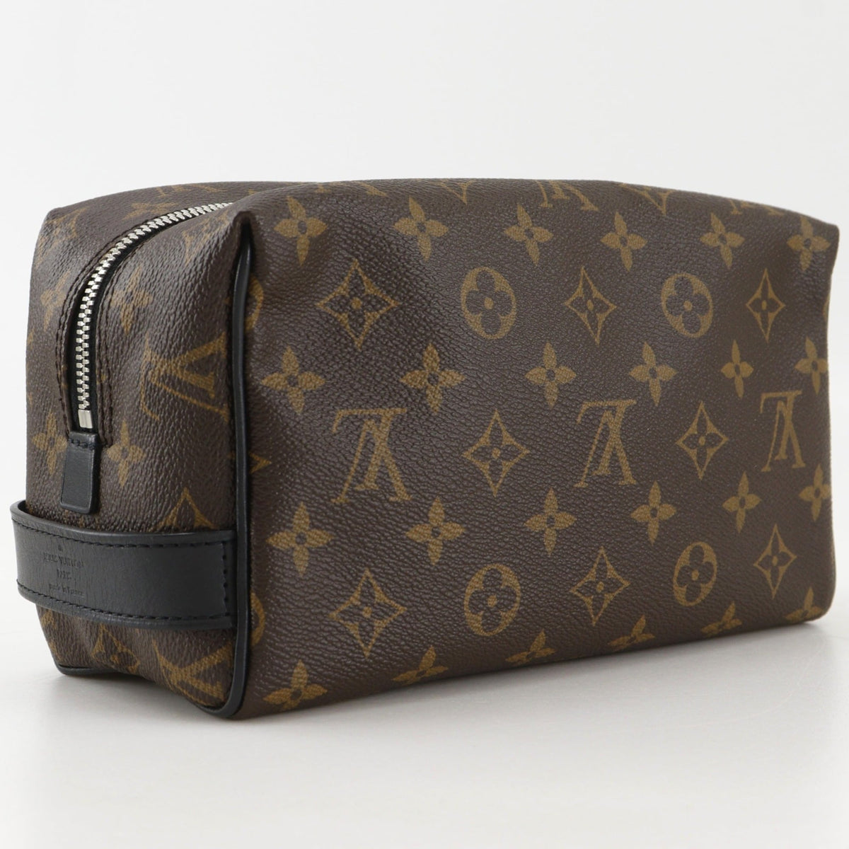 Louis Vuitton Brown Monogram Pouch (Pre-Owned)