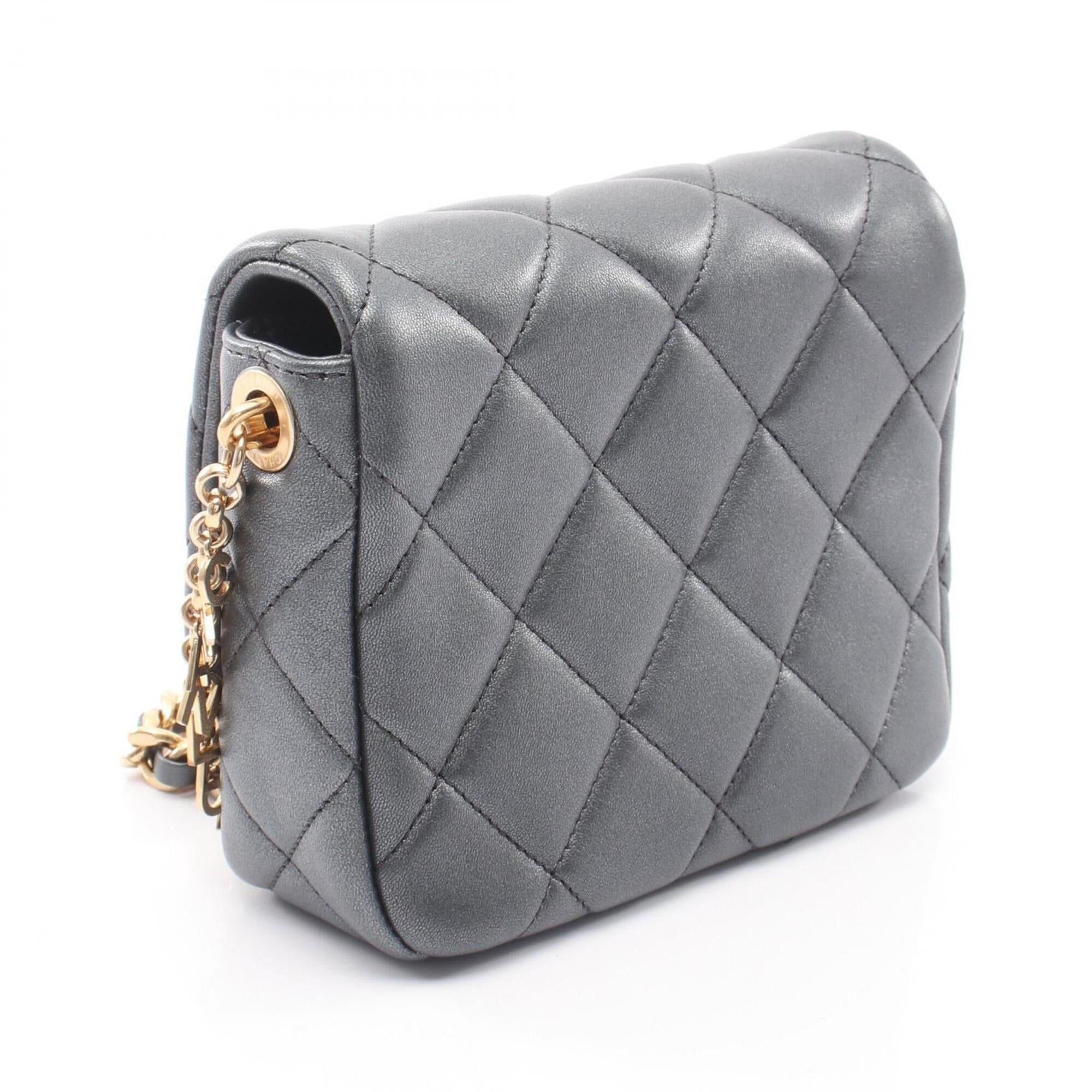 Chanel Gray Leather Handbag Shoulder Bag (Pre-Owned)