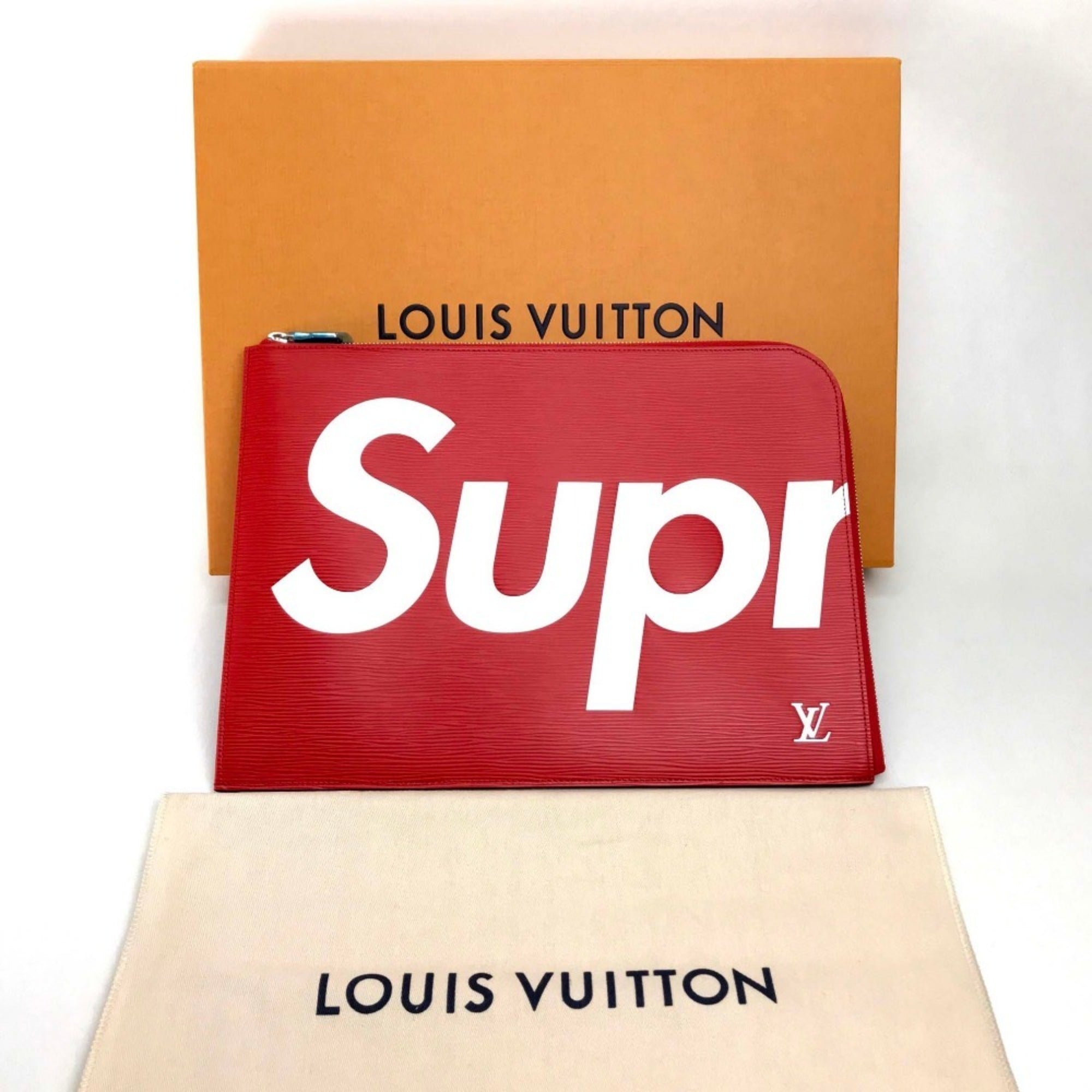 Louis Vuitton Red Color Epi Leather Clutch Bag Pochette (Pre-Owned)