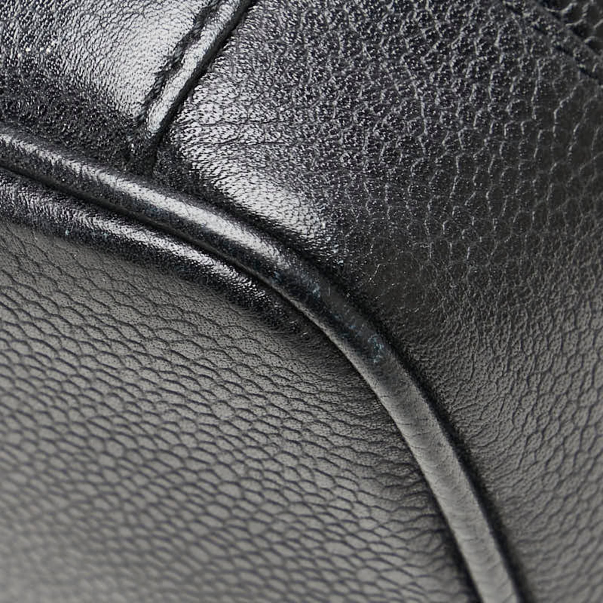 Chanel Black Grained Calfskin Vanity Bag (Pre-Owned)