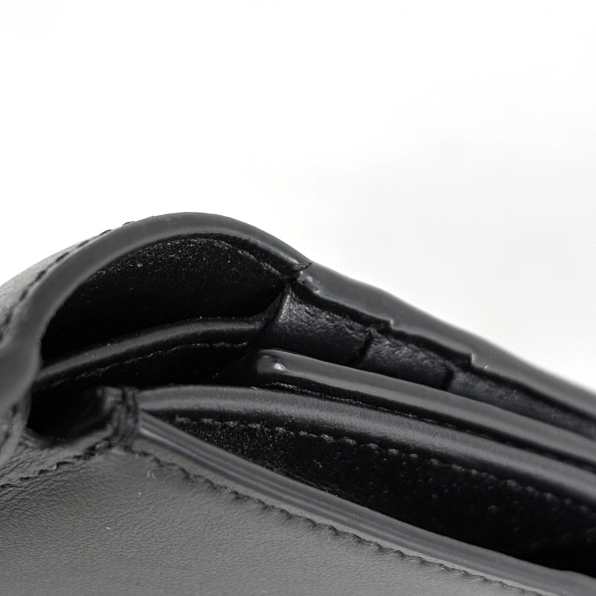 Celine Black Leather Wallet (Tri-Fold) (Pre-Owned)