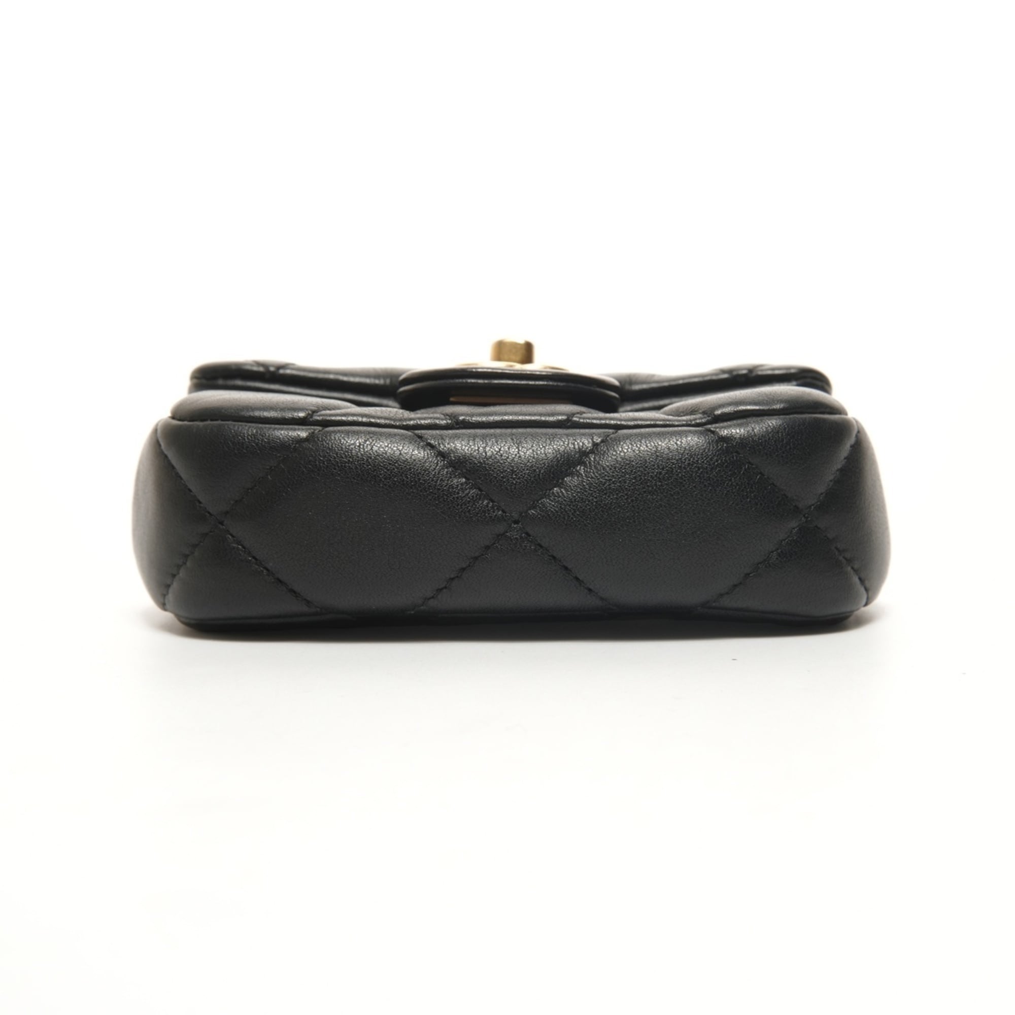 Chanel Matelasse Black Clear Chain/Shoulder Wallet (Pre-Owned)