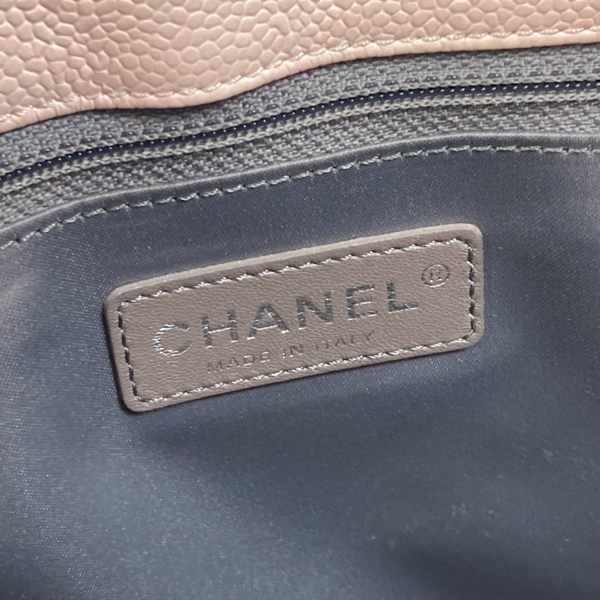 Chanel Matelasse Pink Grained Calfskin Shoulder Bag Tote Bag (Pre-Owned)