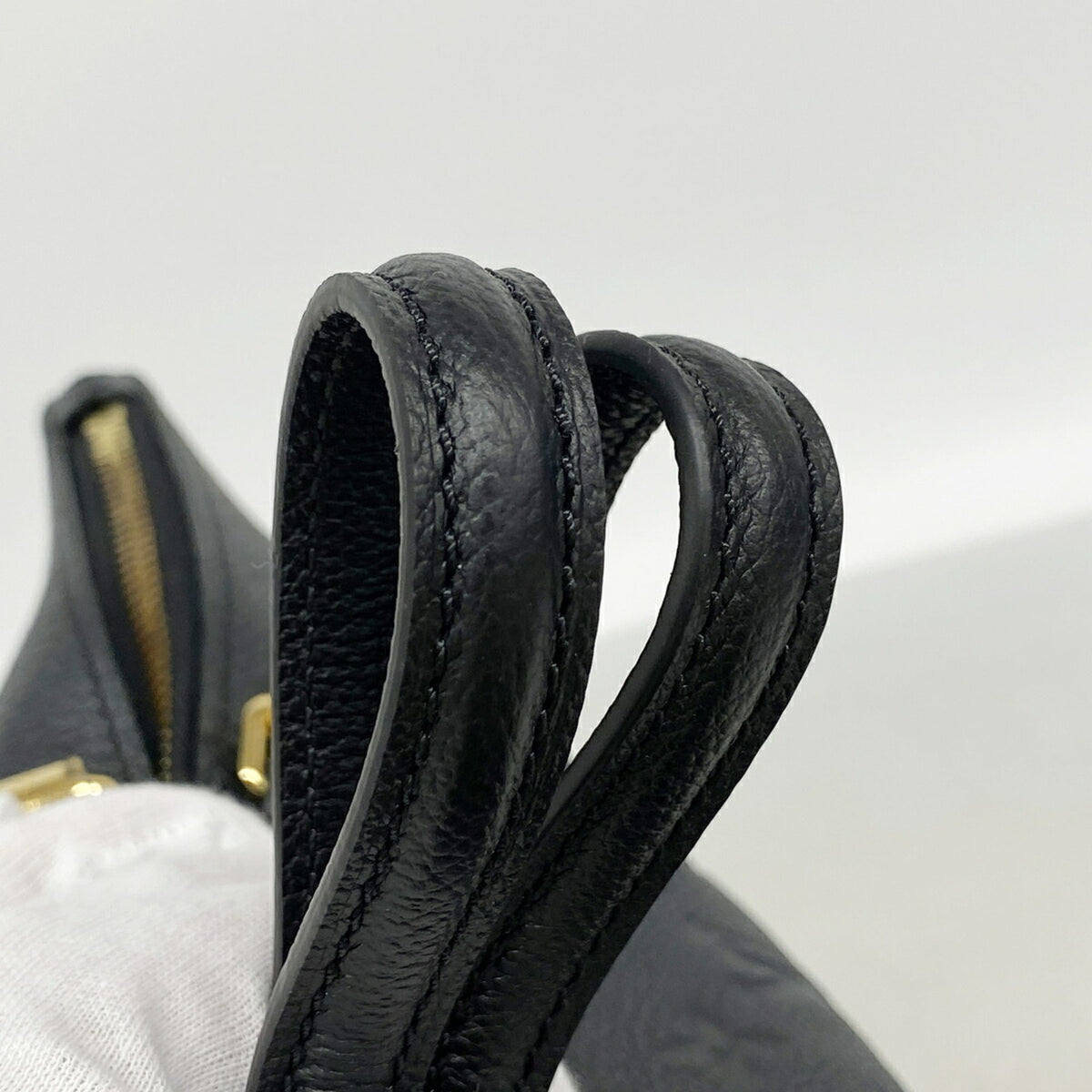 Louis Vuitton Noir Tote Bag (Pre-Owned)