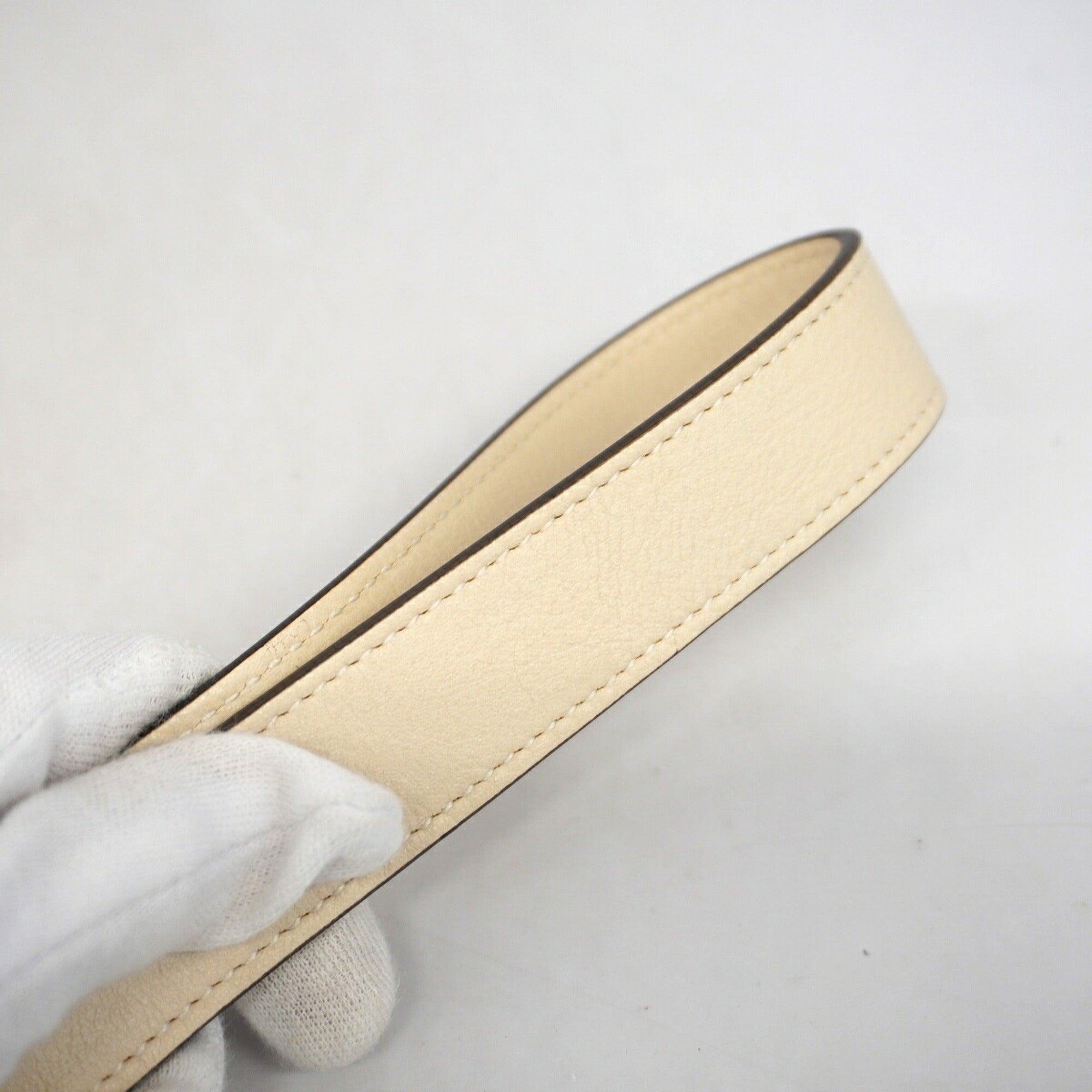 Gucci Beige Leather Shoulder Bag (Pre-Owned)