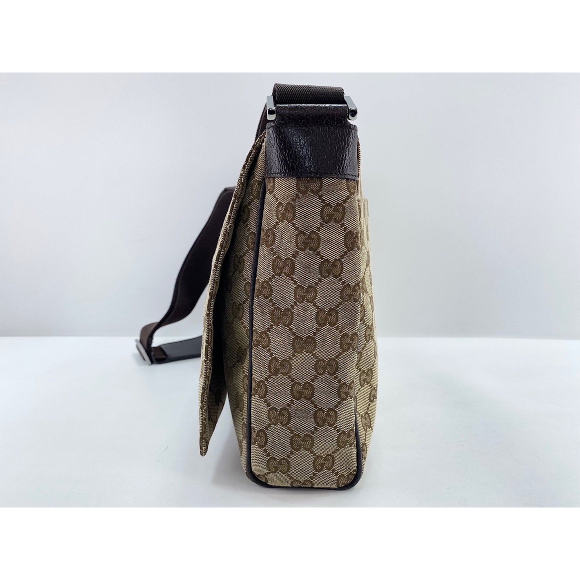 Gucci Brown Shoulder Bag (Pre-Owned)
