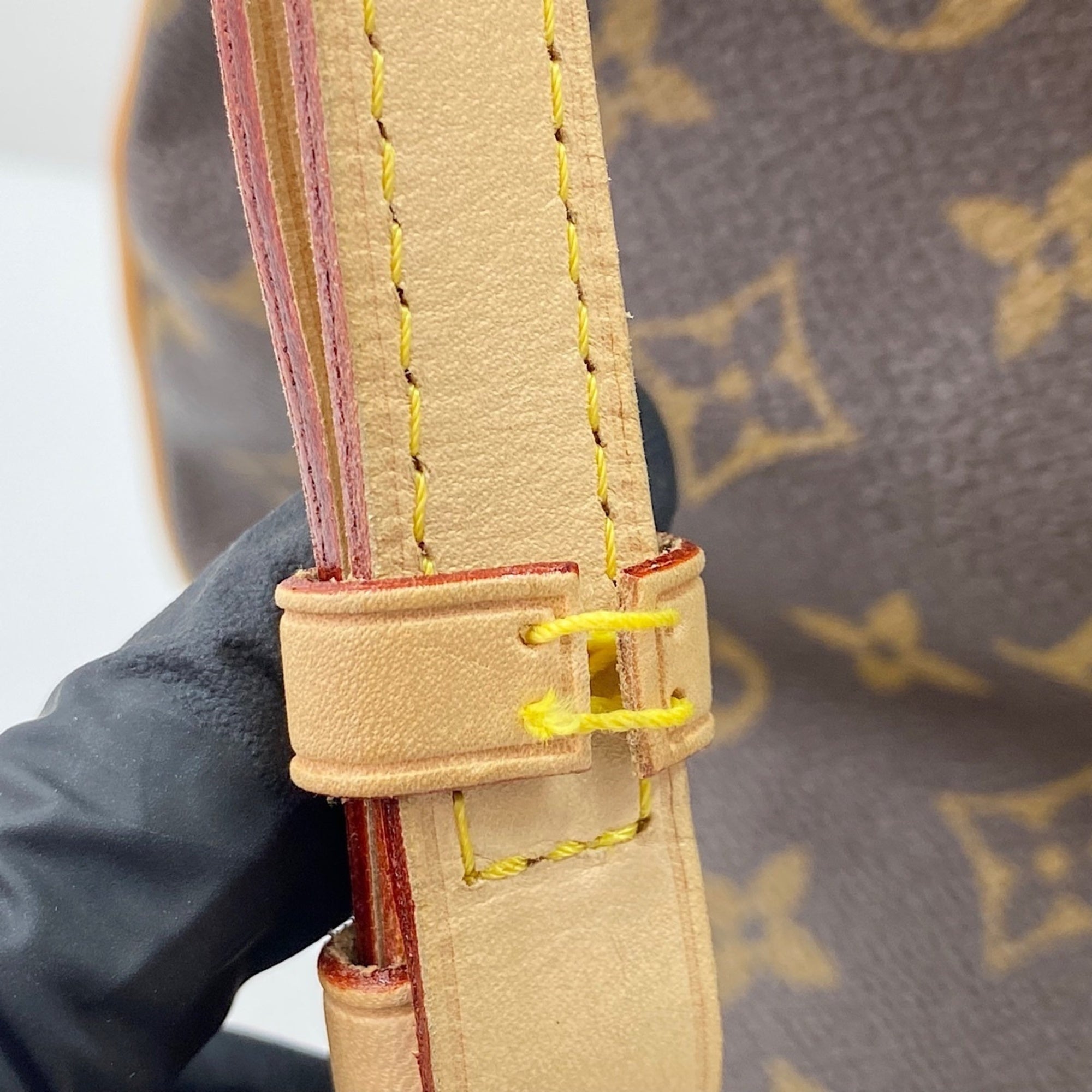Louis Vuitton Monogram Brown Shoulder Bag (Pre-Owned)