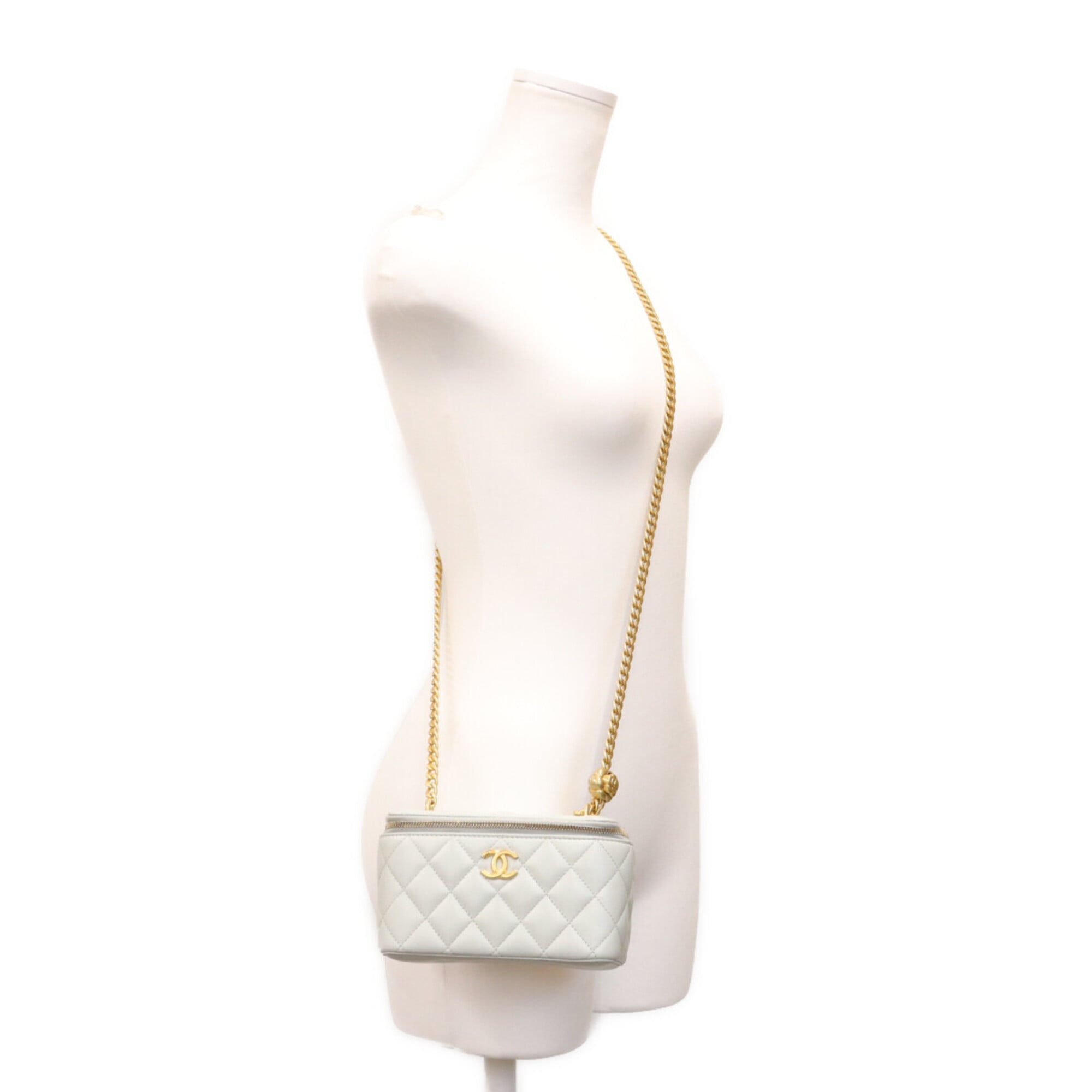 Chanel Light Blue Leather Shoulder Bag (Pre-Owned)