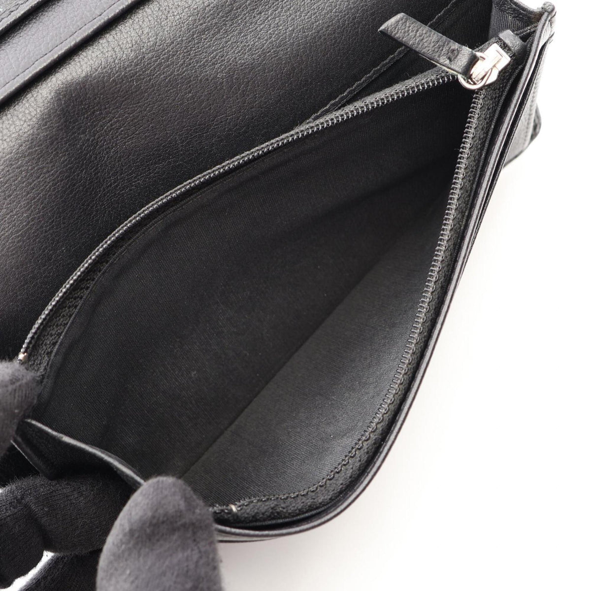 Chanel Black Leather Long Wallet (Bi-Fold) (Pre-Owned)
