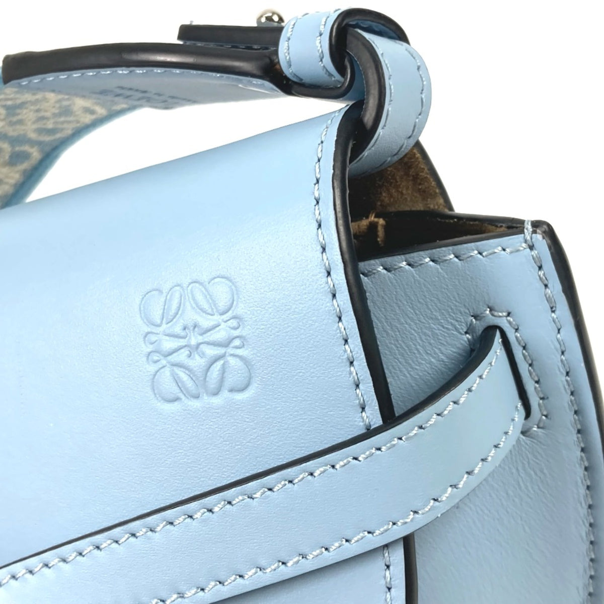 Loewe Blue Leather Shoulder Bag (Pre-Owned)