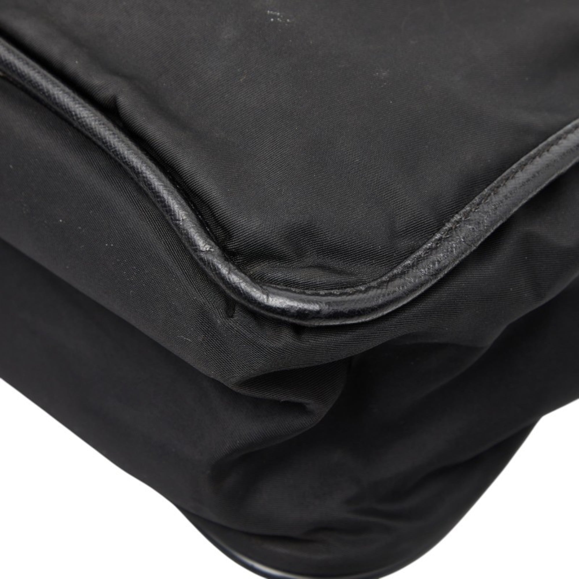 Prada Black Nylon Leather Shoulder Bag (Pre-Owned)