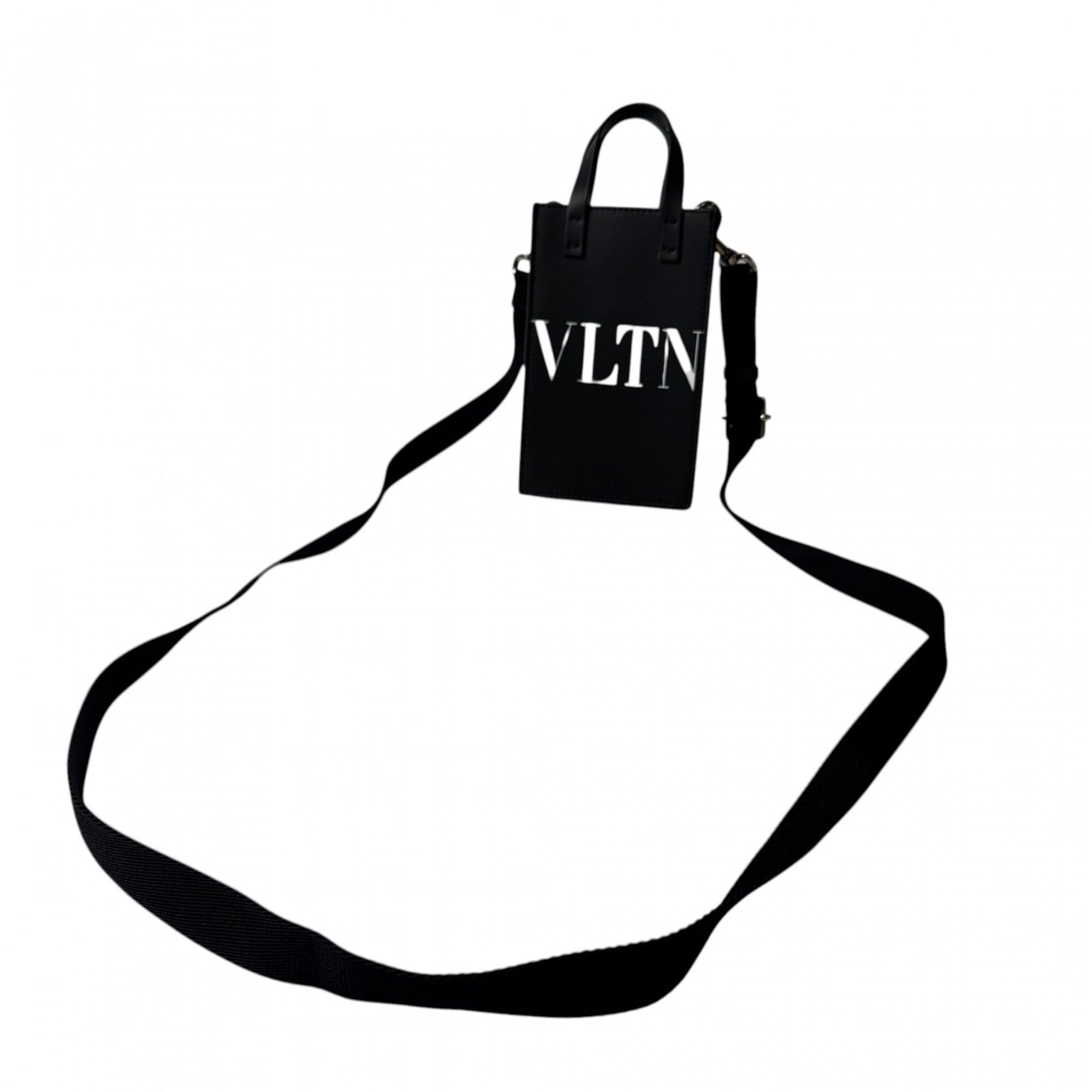 Valentino Black Leather Handbag Shoulder Bag (Pre-Owned)