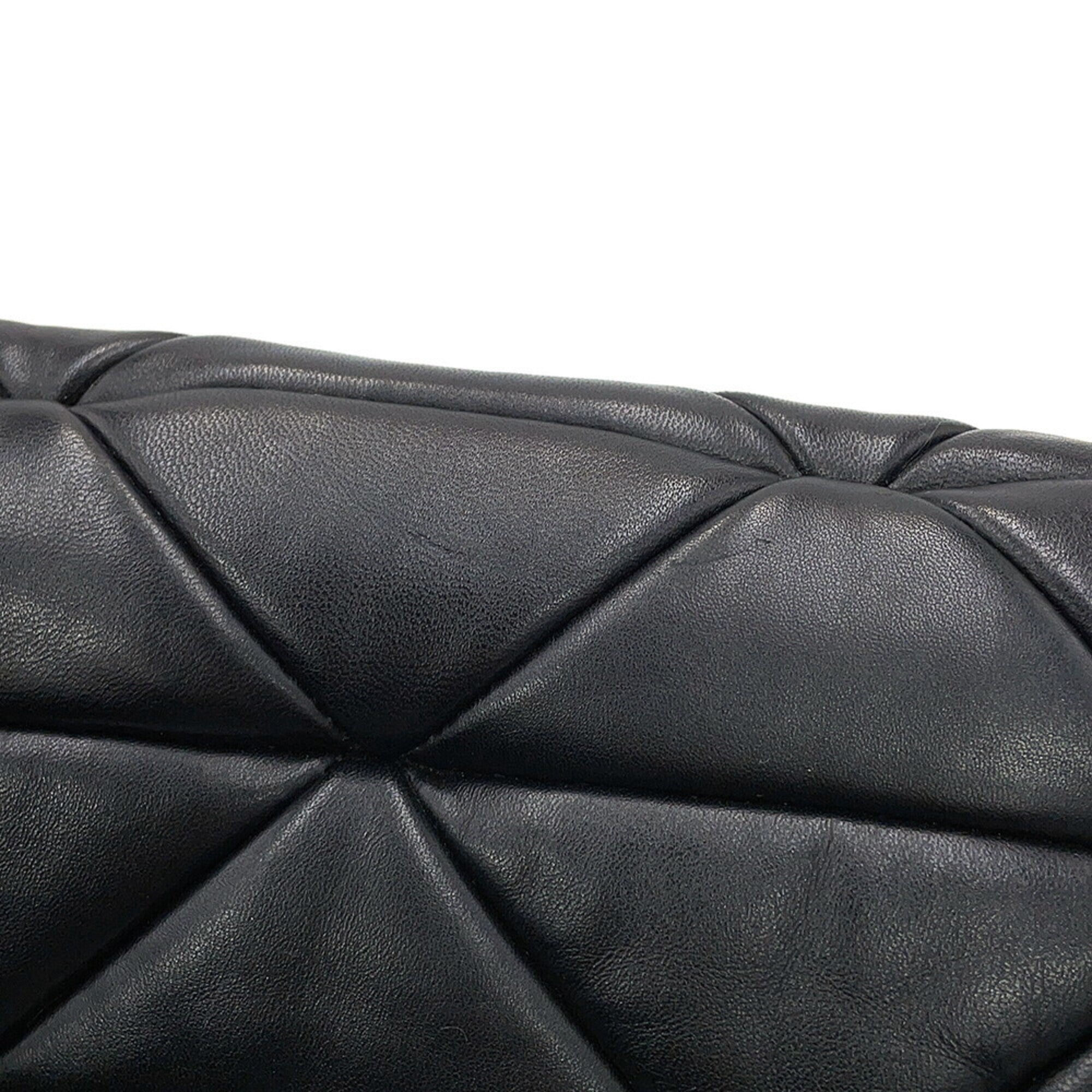 Prada Black Leather Shoulder Bag (Pre-Owned)