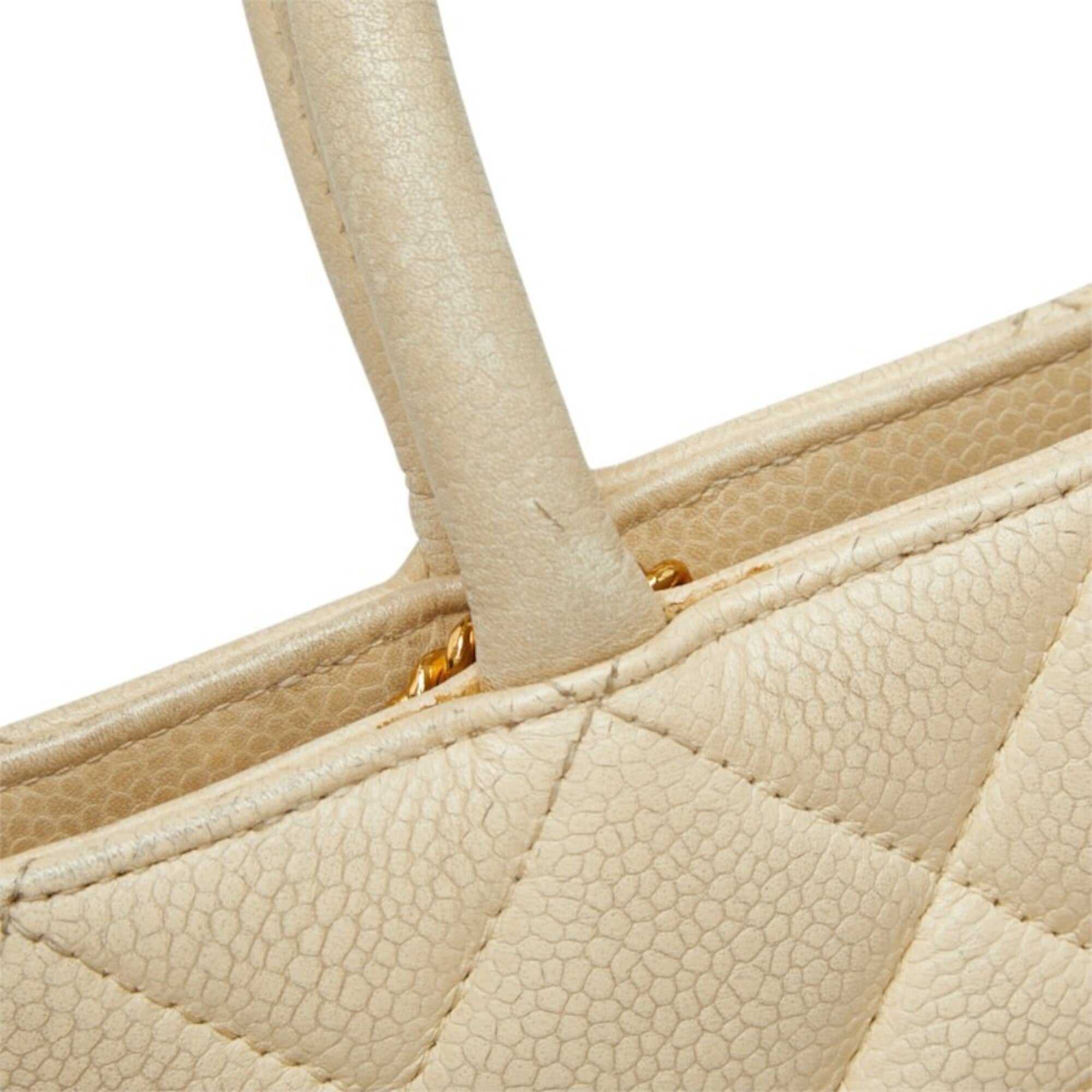 Chanel Ivory White Grained Calfskin Handbag Tote Bag (Pre-Owned)