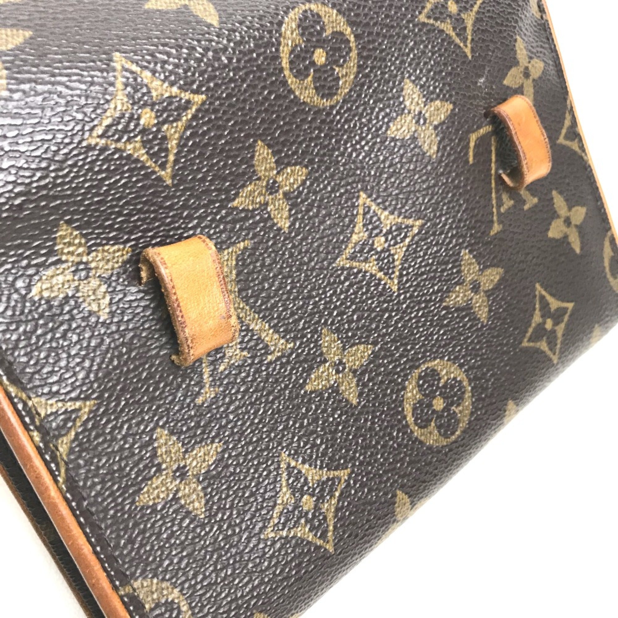 Louis Vuitton Brown Other Other (Pre-Owned)