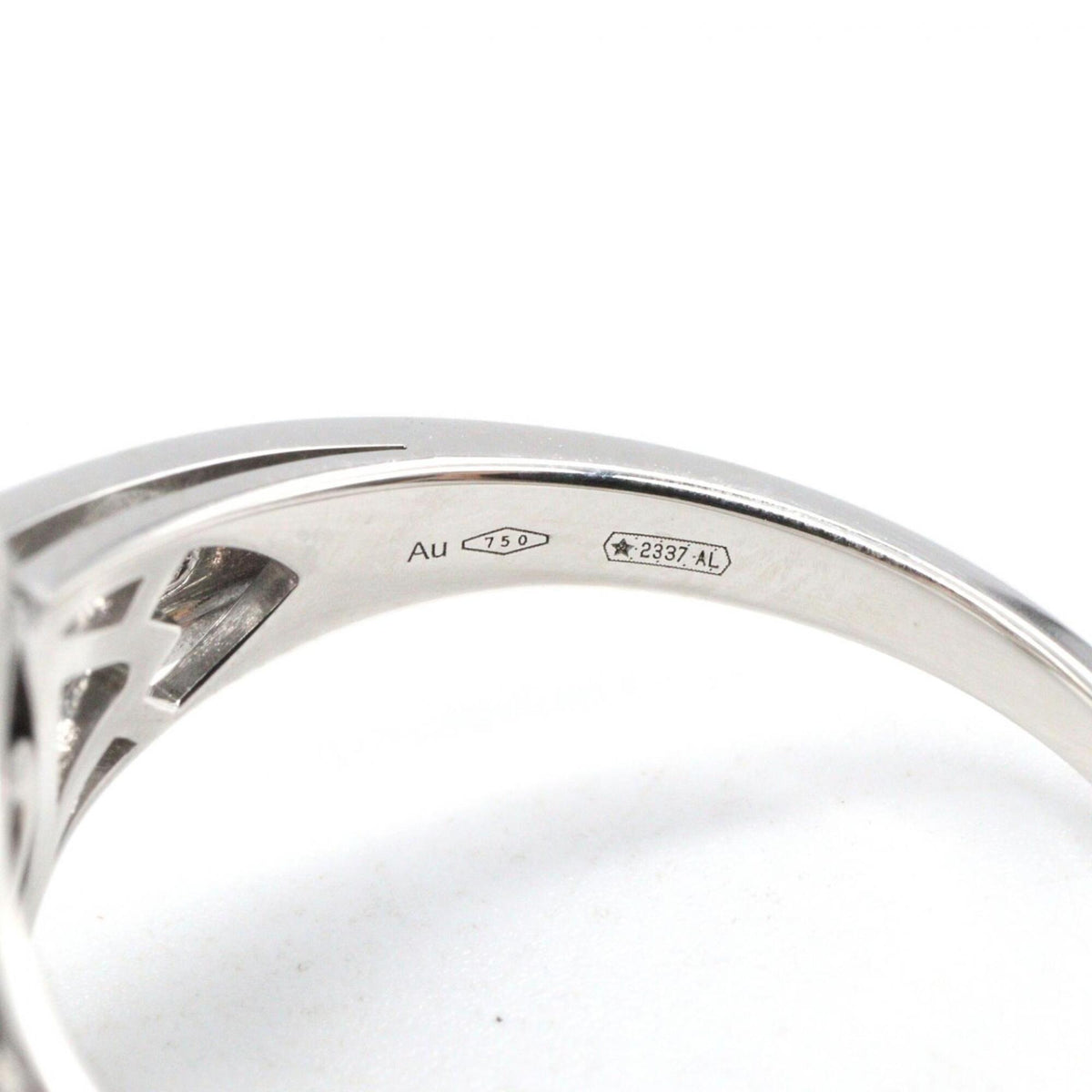 Bvlgari Clear White Gold White Gold (18K) Band Ring (Pre-Owned)