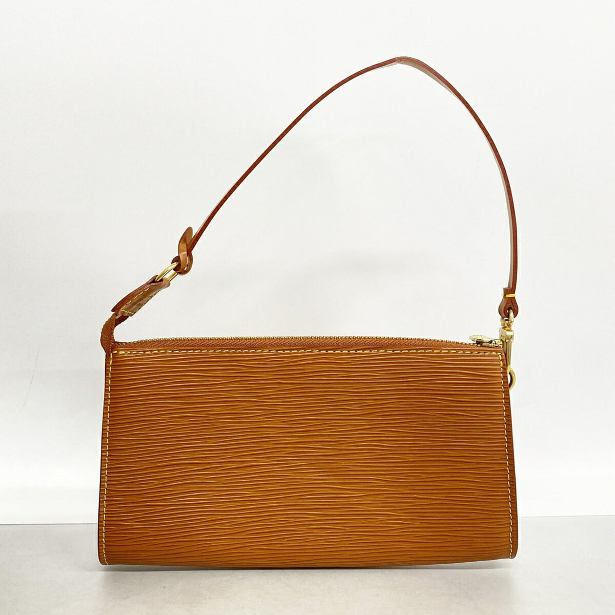 Louis Vuitton Gold Cipango Pouch (Pre-Owned)