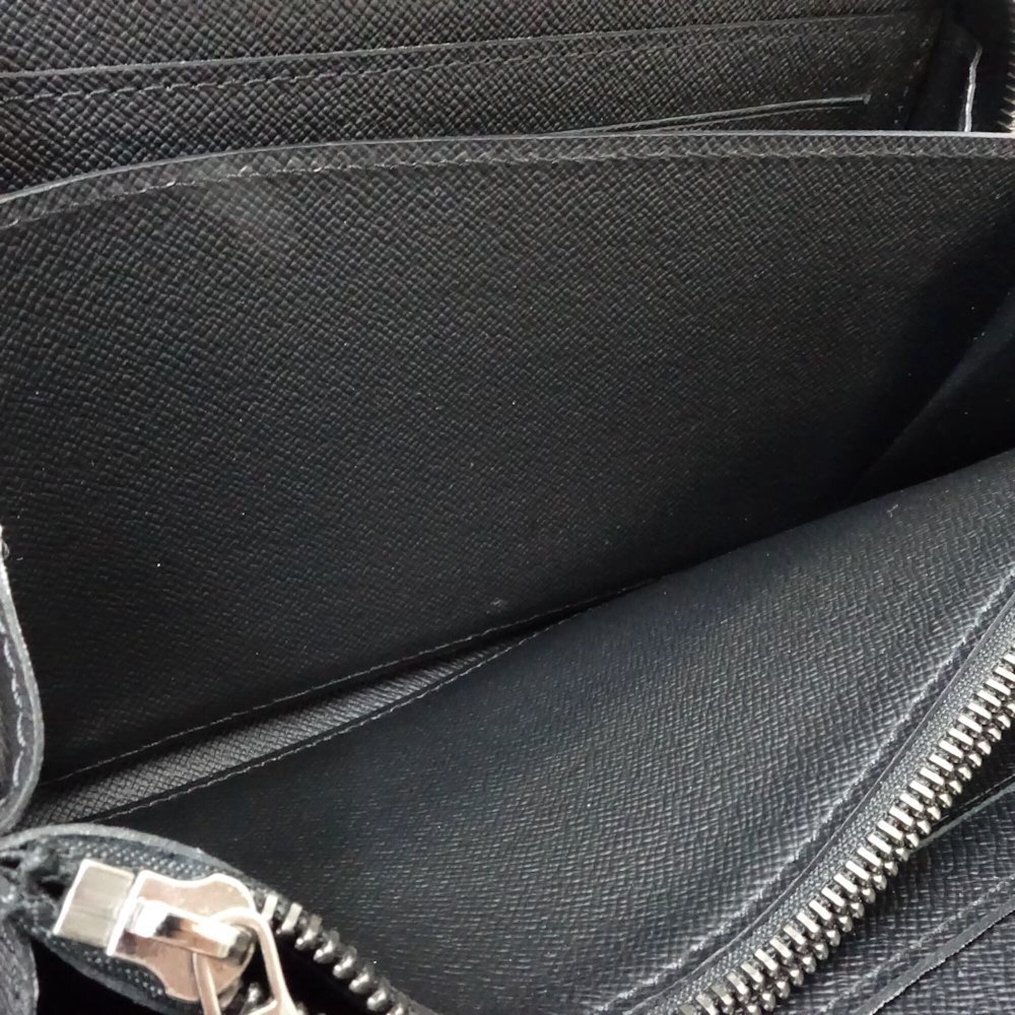 Louis Vuitton Black Monogram Eclipse Long Wallet (Bi-Fold) (Pre-Owned)