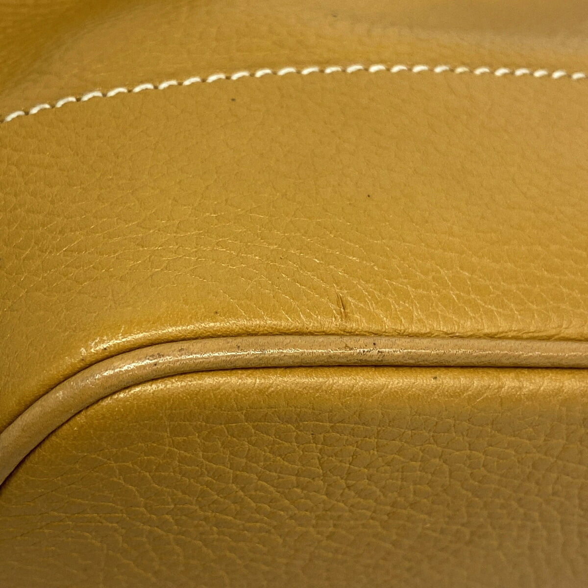 Fendi Light Brown Leather Tote Bag (Pre-Owned)